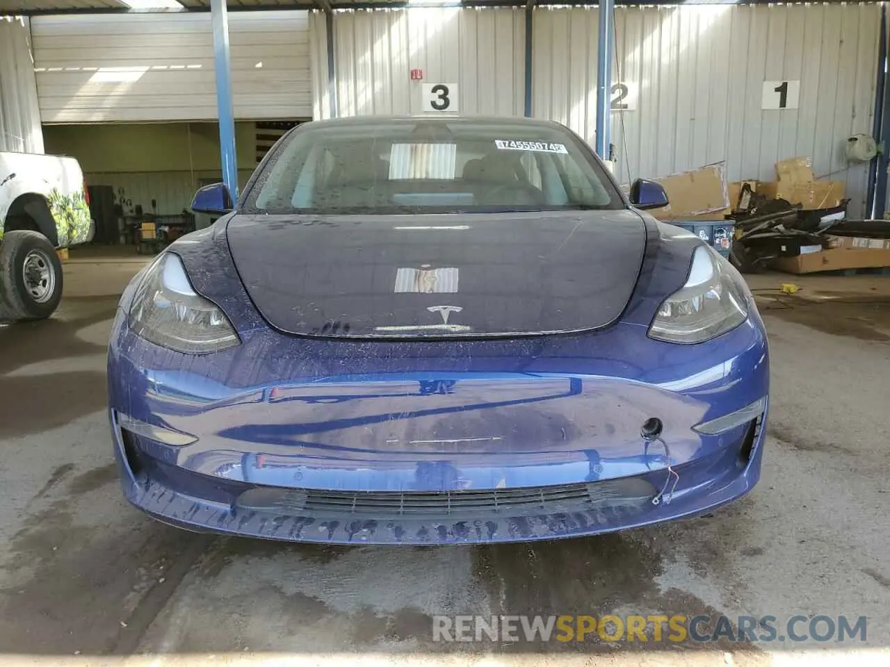 5 Photograph of a damaged car 5YJ3E1EAXNF370452 TESLA MODEL 3 2022