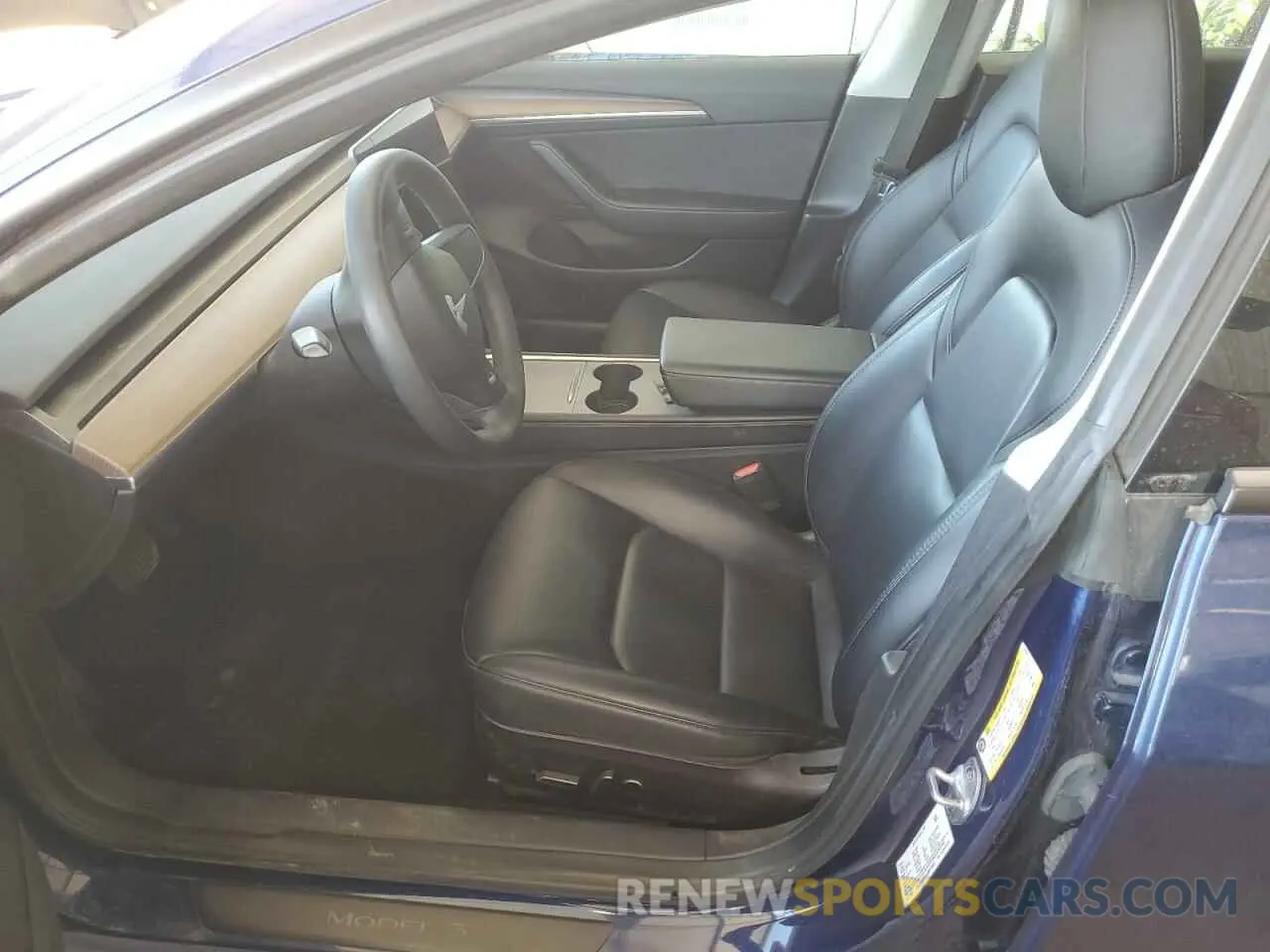 7 Photograph of a damaged car 5YJ3E1EAXNF370452 TESLA MODEL 3 2022
