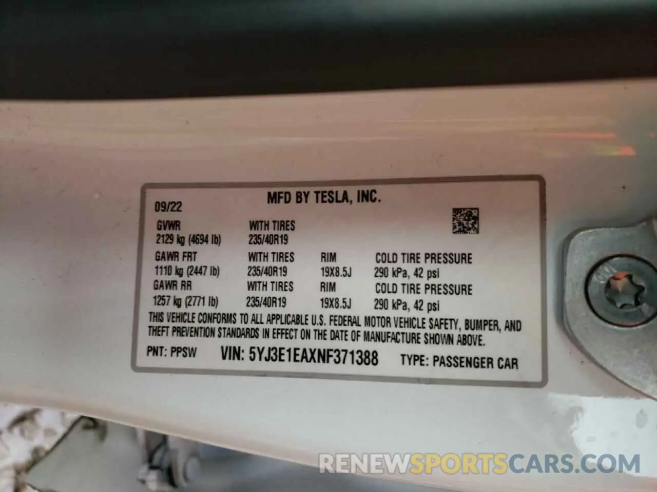 12 Photograph of a damaged car 5YJ3E1EAXNF371388 TESLA MODEL 3 2022