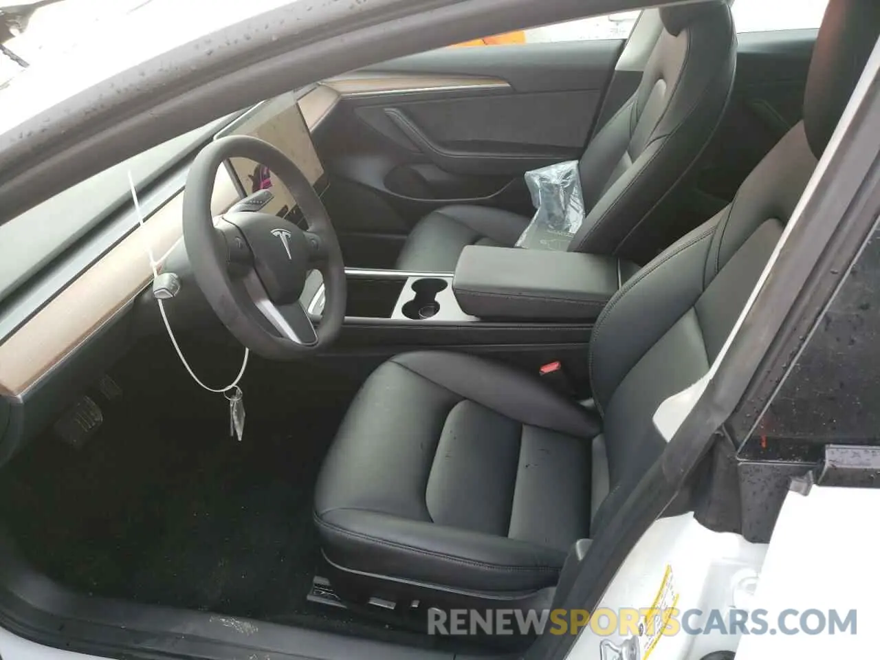 7 Photograph of a damaged car 5YJ3E1EAXNF371388 TESLA MODEL 3 2022