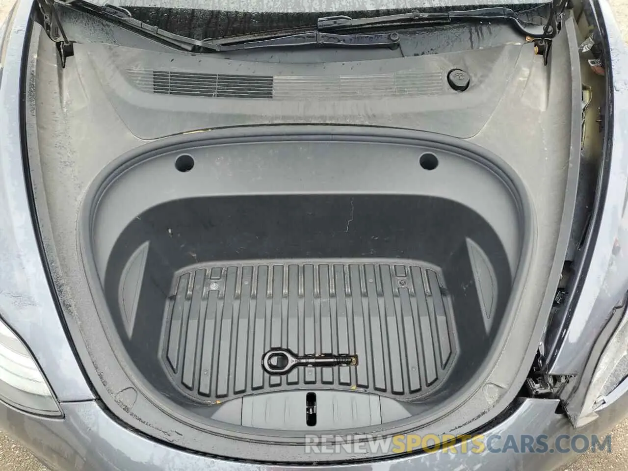 11 Photograph of a damaged car 5YJ3E1EAXNF371505 TESLA MODEL 3 2022