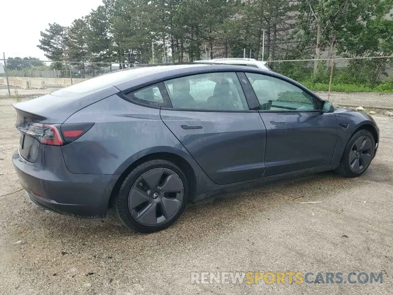 3 Photograph of a damaged car 5YJ3E1EAXNF371505 TESLA MODEL 3 2022