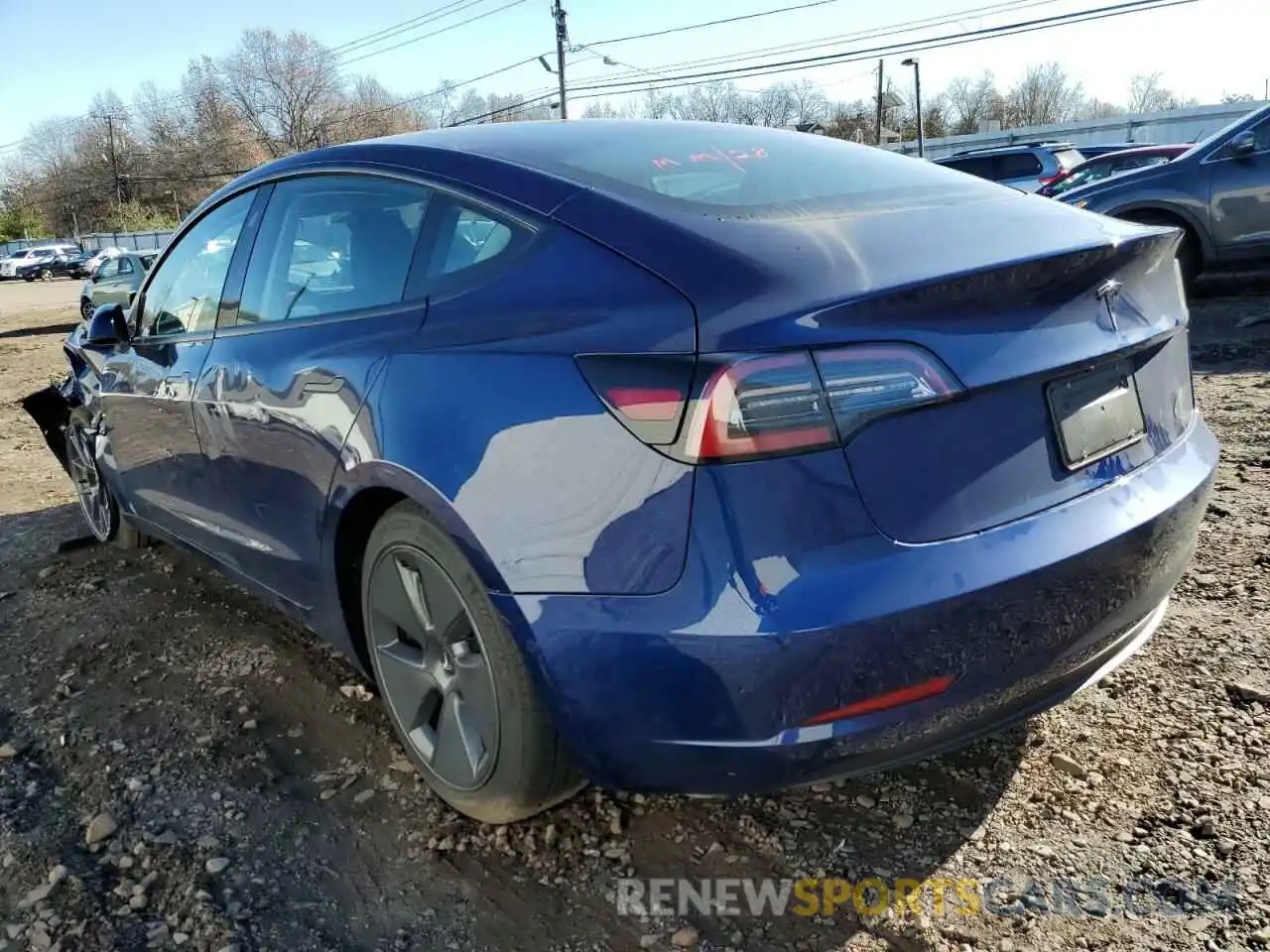 2 Photograph of a damaged car 5YJ3E1EAXNF372539 TESLA MODEL 3 2022