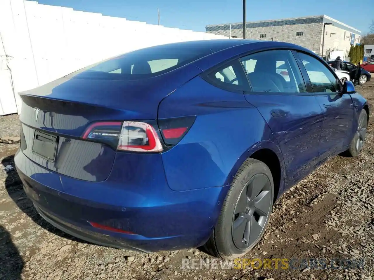 3 Photograph of a damaged car 5YJ3E1EAXNF372539 TESLA MODEL 3 2022