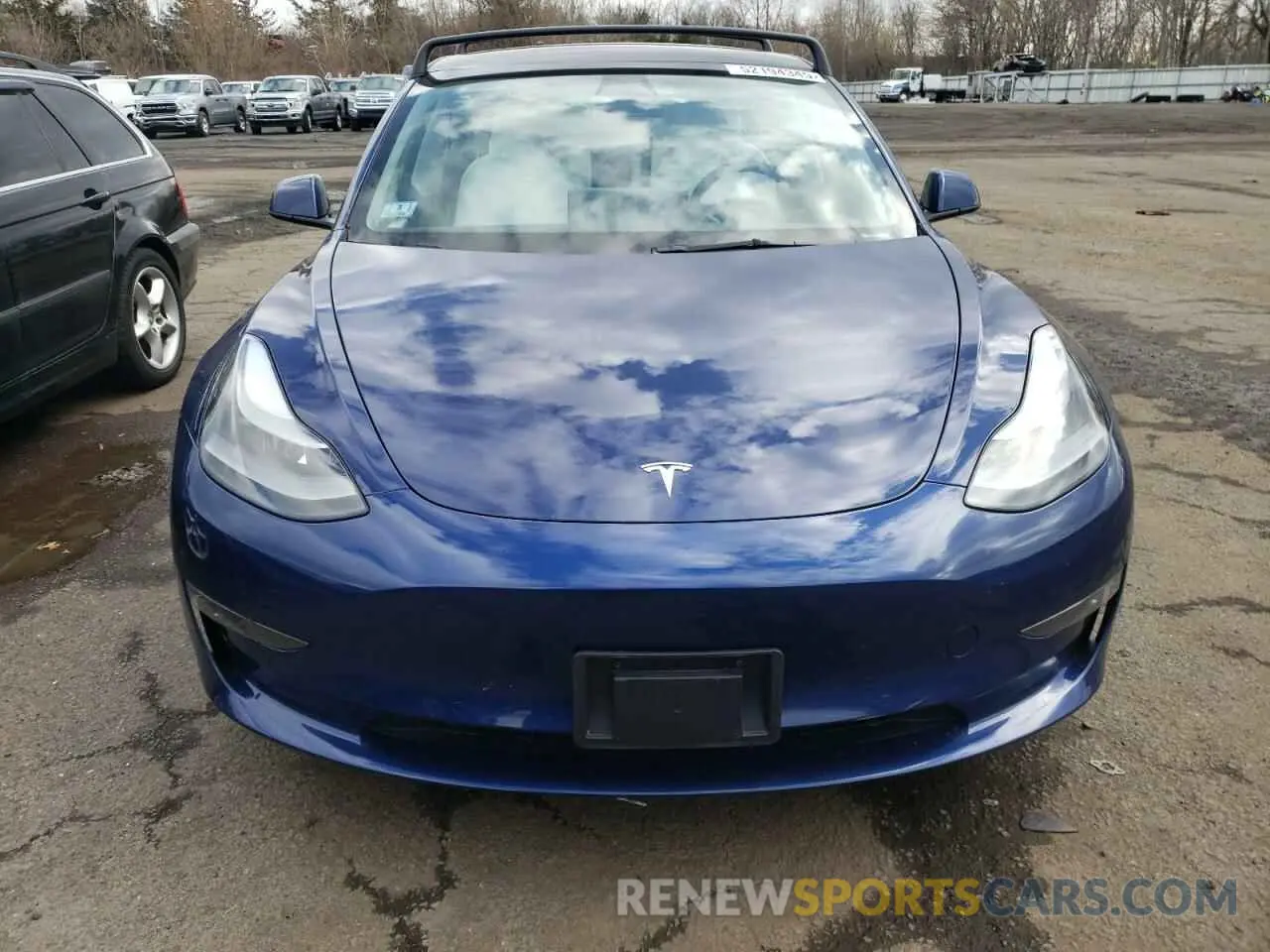 5 Photograph of a damaged car 5YJ3E1EB0NF104060 TESLA MODEL 3 2022