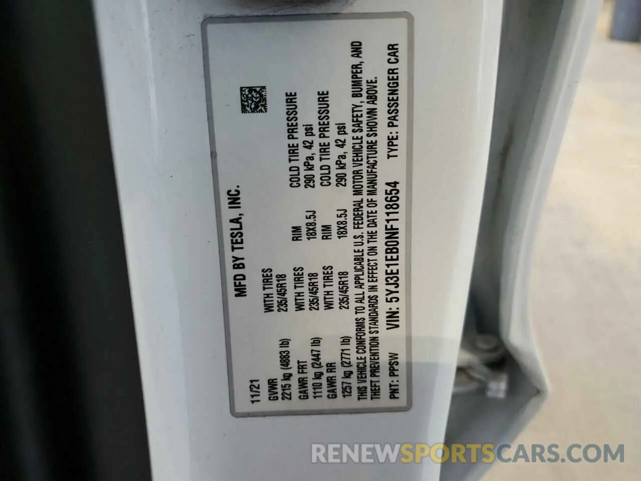 12 Photograph of a damaged car 5YJ3E1EB0NF118654 TESLA MODEL 3 2022