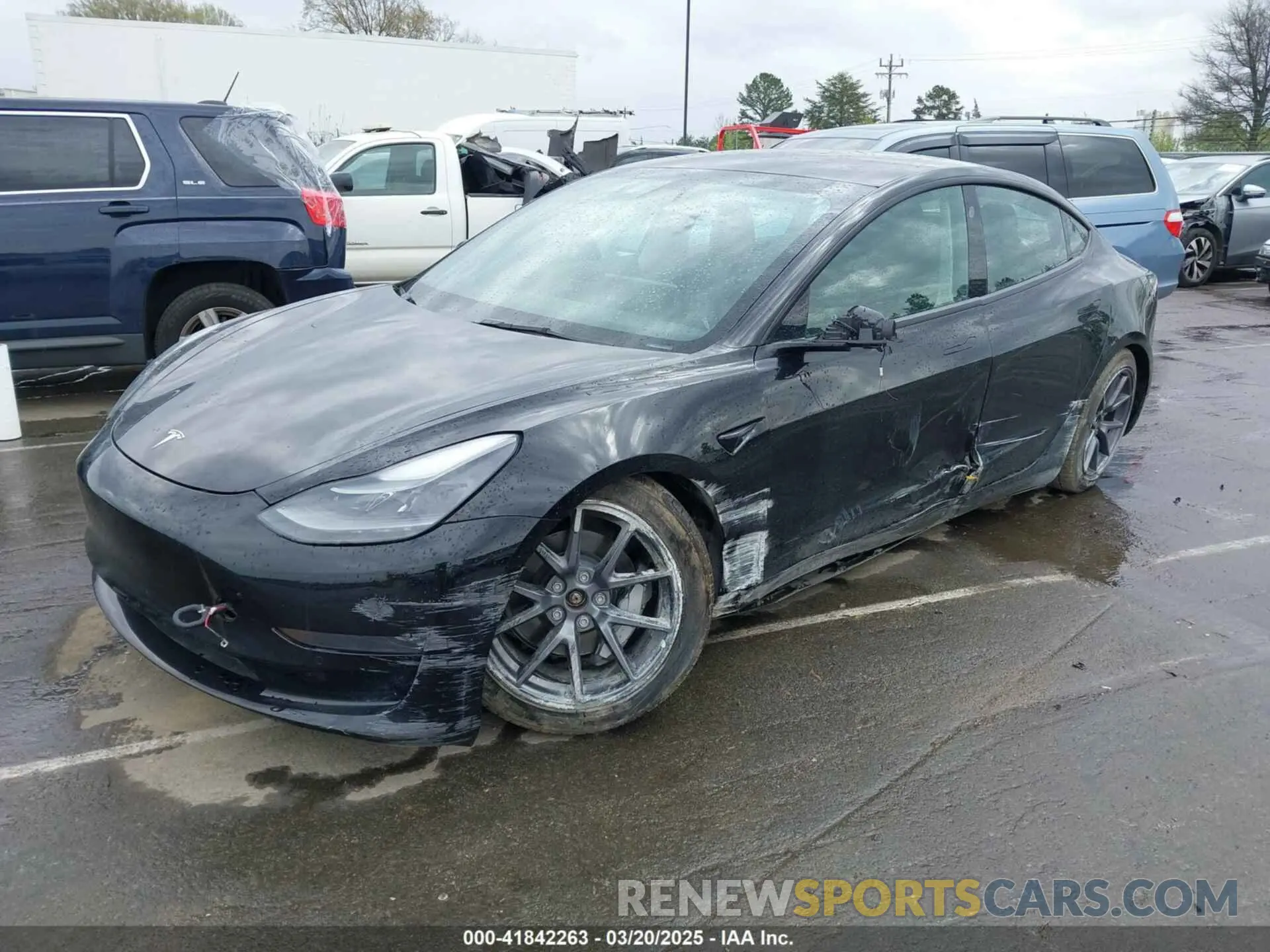 2 Photograph of a damaged car 5YJ3E1EB0NF122249 TESLA MODEL 3 2022