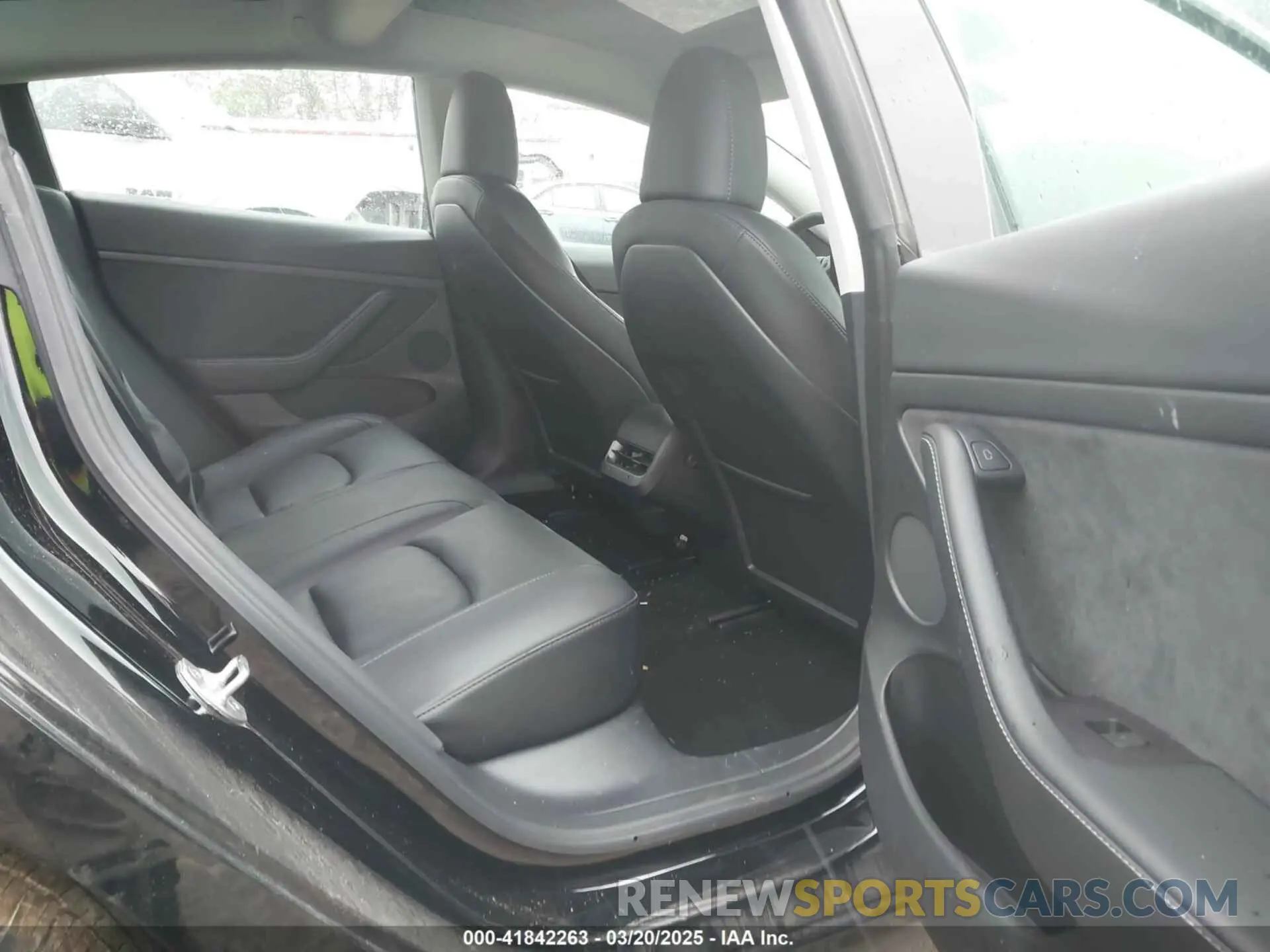8 Photograph of a damaged car 5YJ3E1EB0NF122249 TESLA MODEL 3 2022