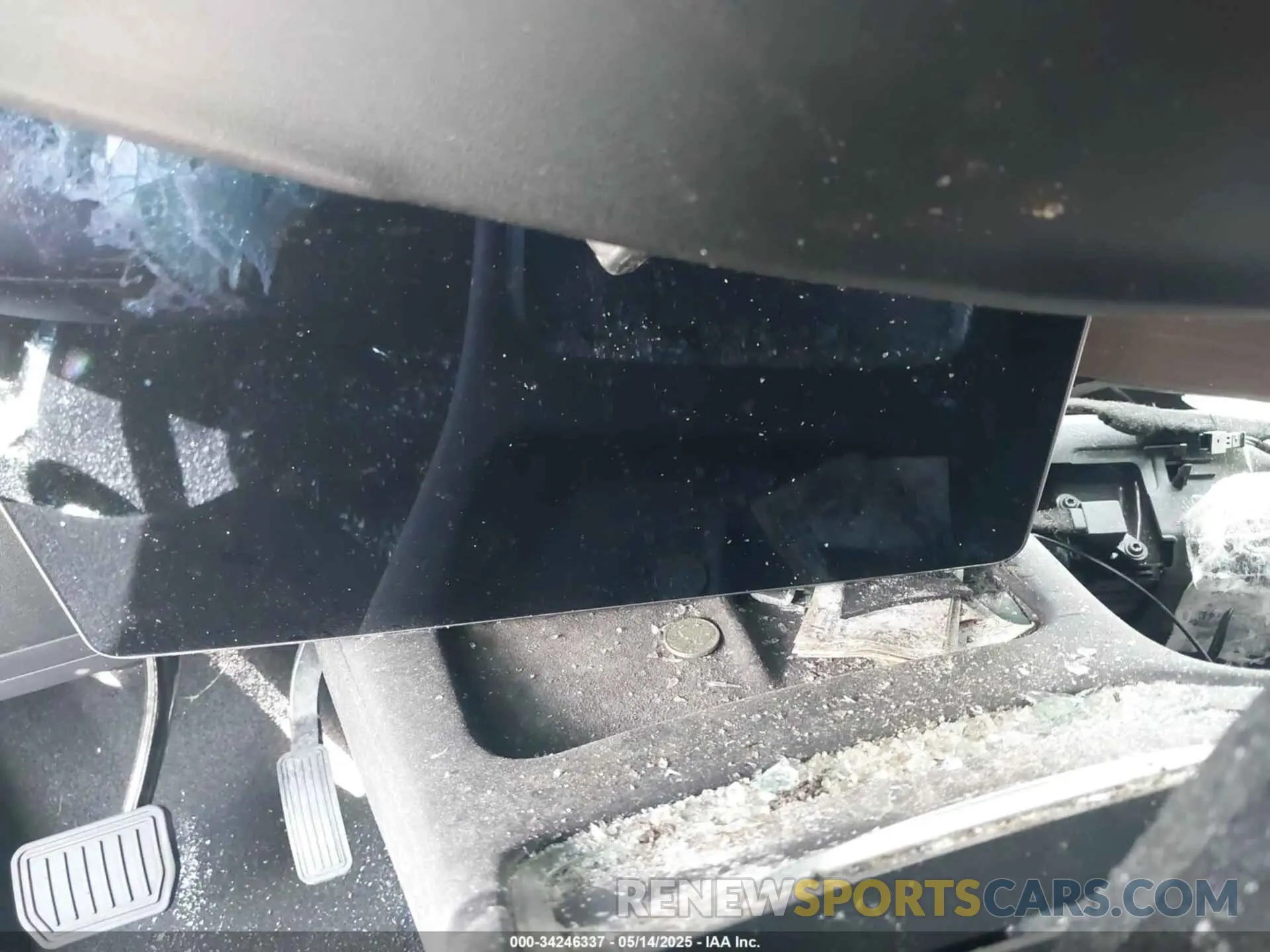 7 Photograph of a damaged car 5YJ3E1EB0NF124664 TESLA MODEL 3 2022