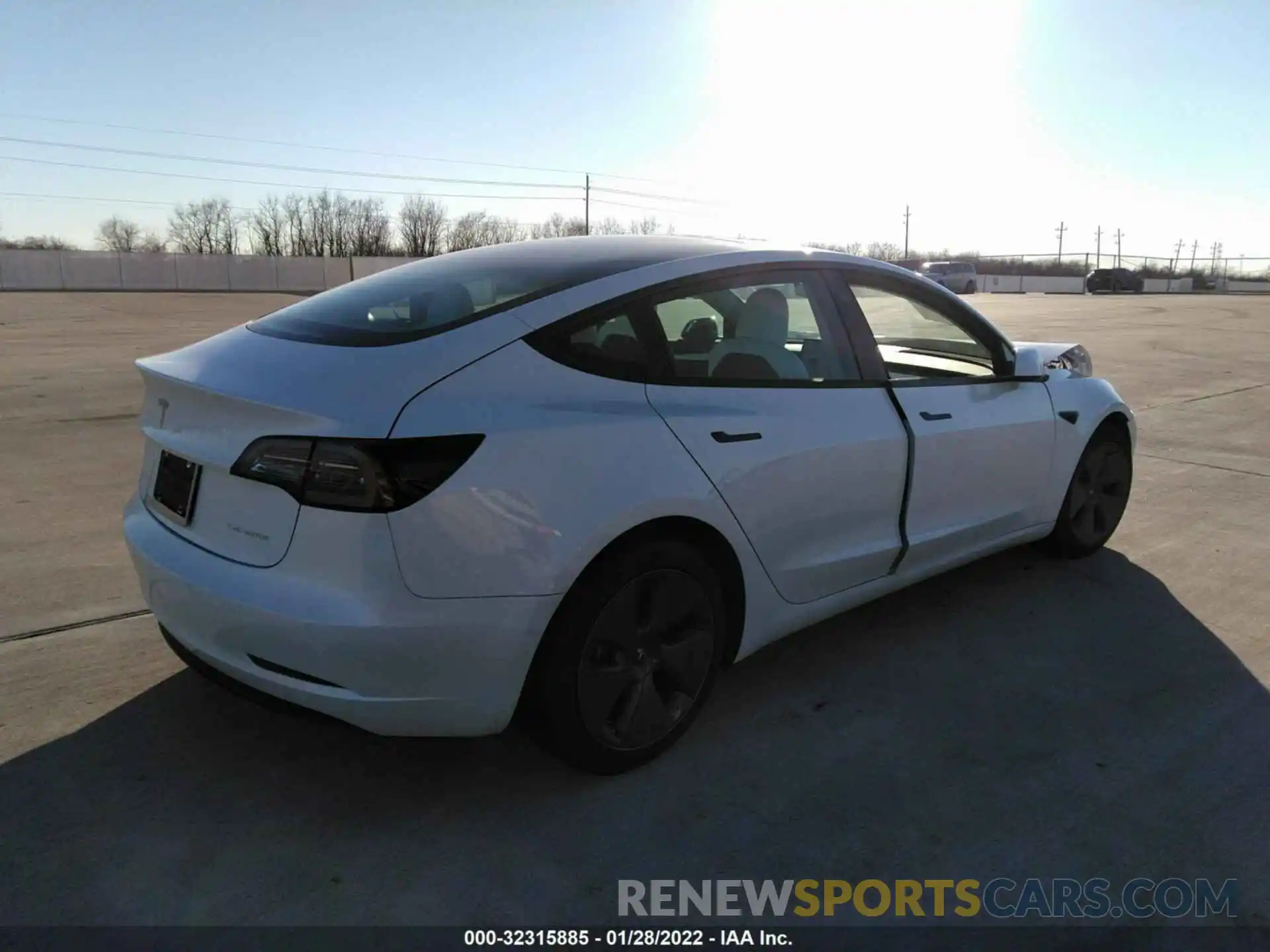 4 Photograph of a damaged car 5YJ3E1EB0NF127984 TESLA MODEL 3 2022