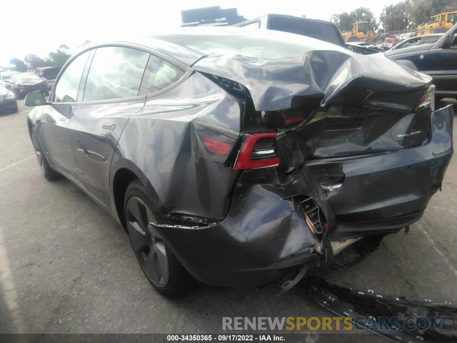 3 Photograph of a damaged car 5YJ3E1EB0NF136989 TESLA MODEL 3 2022