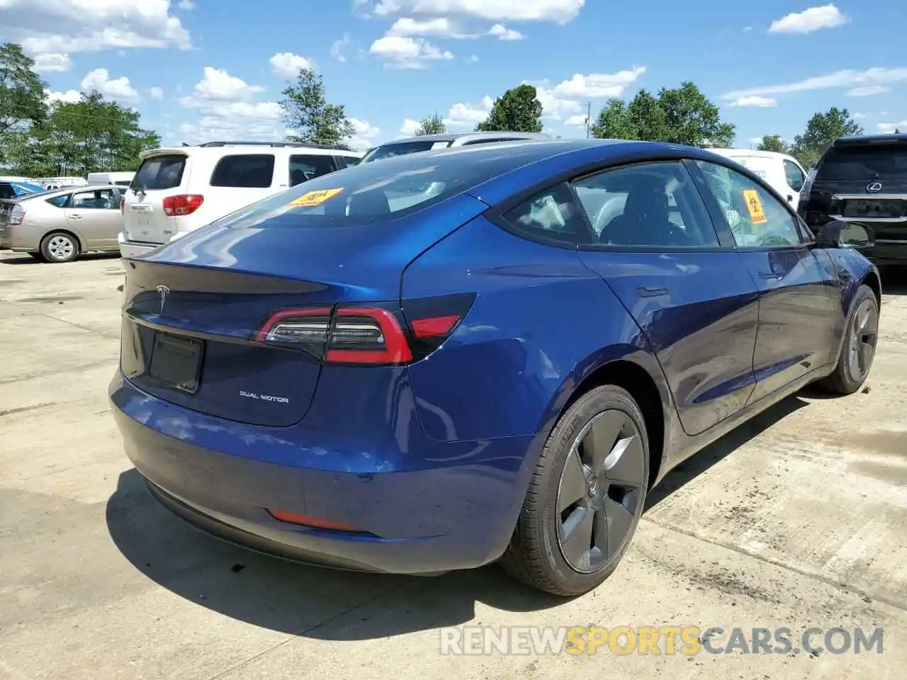 4 Photograph of a damaged car 5YJ3E1EB0NF159298 TESLA MODEL 3 2022