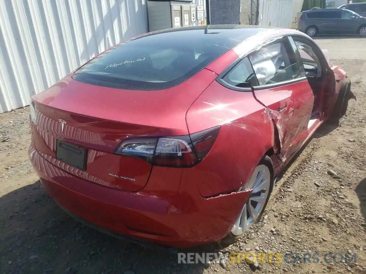 4 Photograph of a damaged car 5YJ3E1EB0NF190440 TESLA MODEL 3 2022