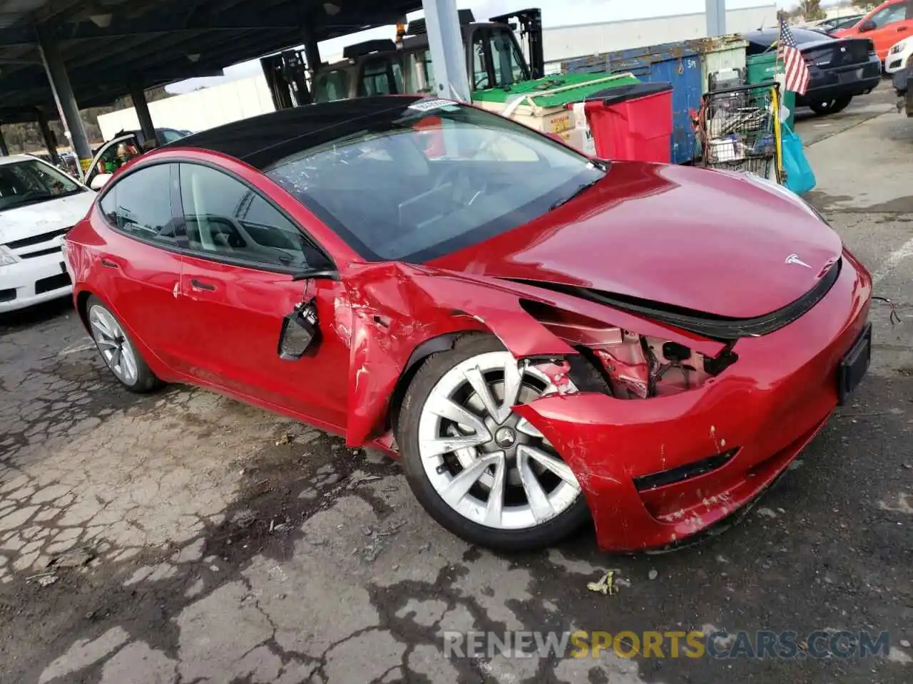 4 Photograph of a damaged car 5YJ3E1EB0NF192348 TESLA MODEL 3 2022