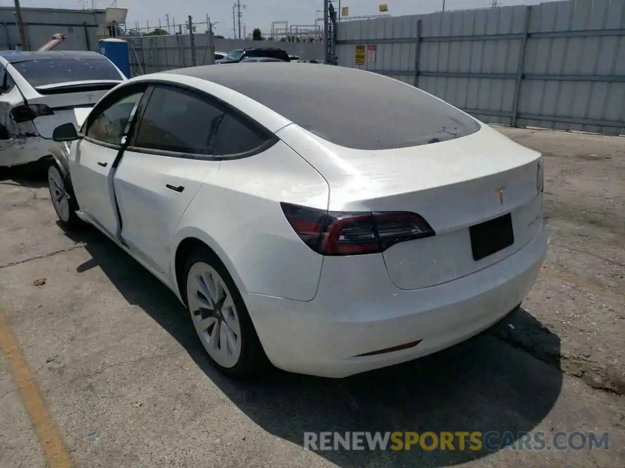 3 Photograph of a damaged car 5YJ3E1EB0NF193564 TESLA MODEL 3 2022