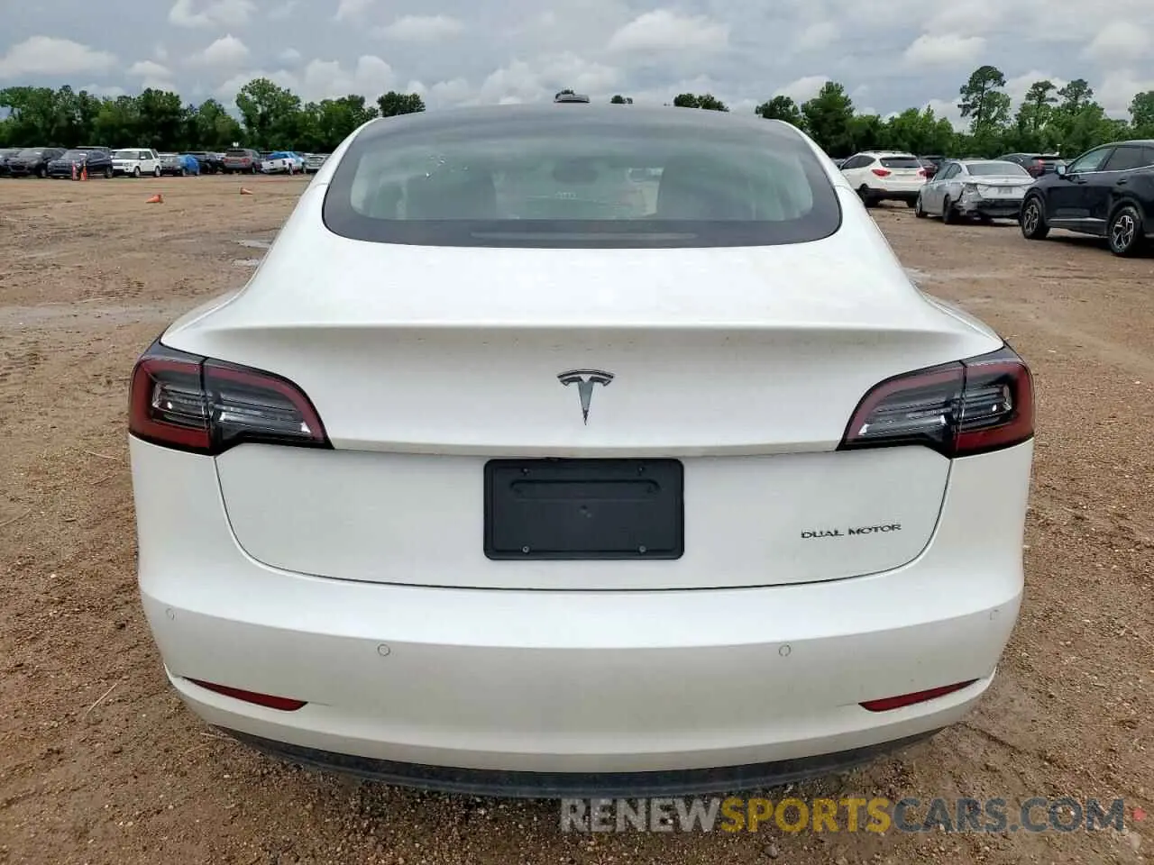 6 Photograph of a damaged car 5YJ3E1EB0NF198621 TESLA MODEL 3 2022