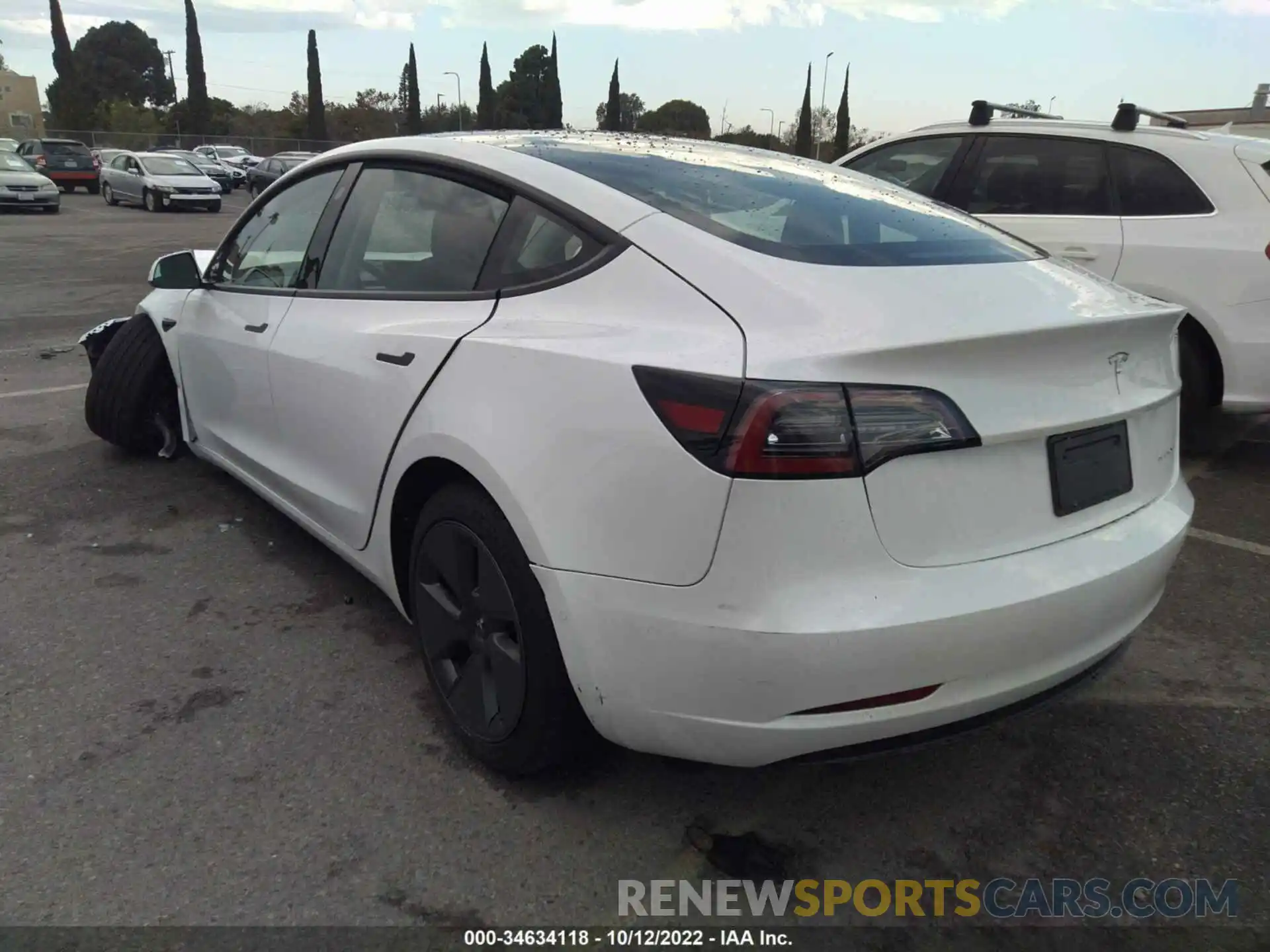 3 Photograph of a damaged car 5YJ3E1EB0NF236798 TESLA MODEL 3 2022