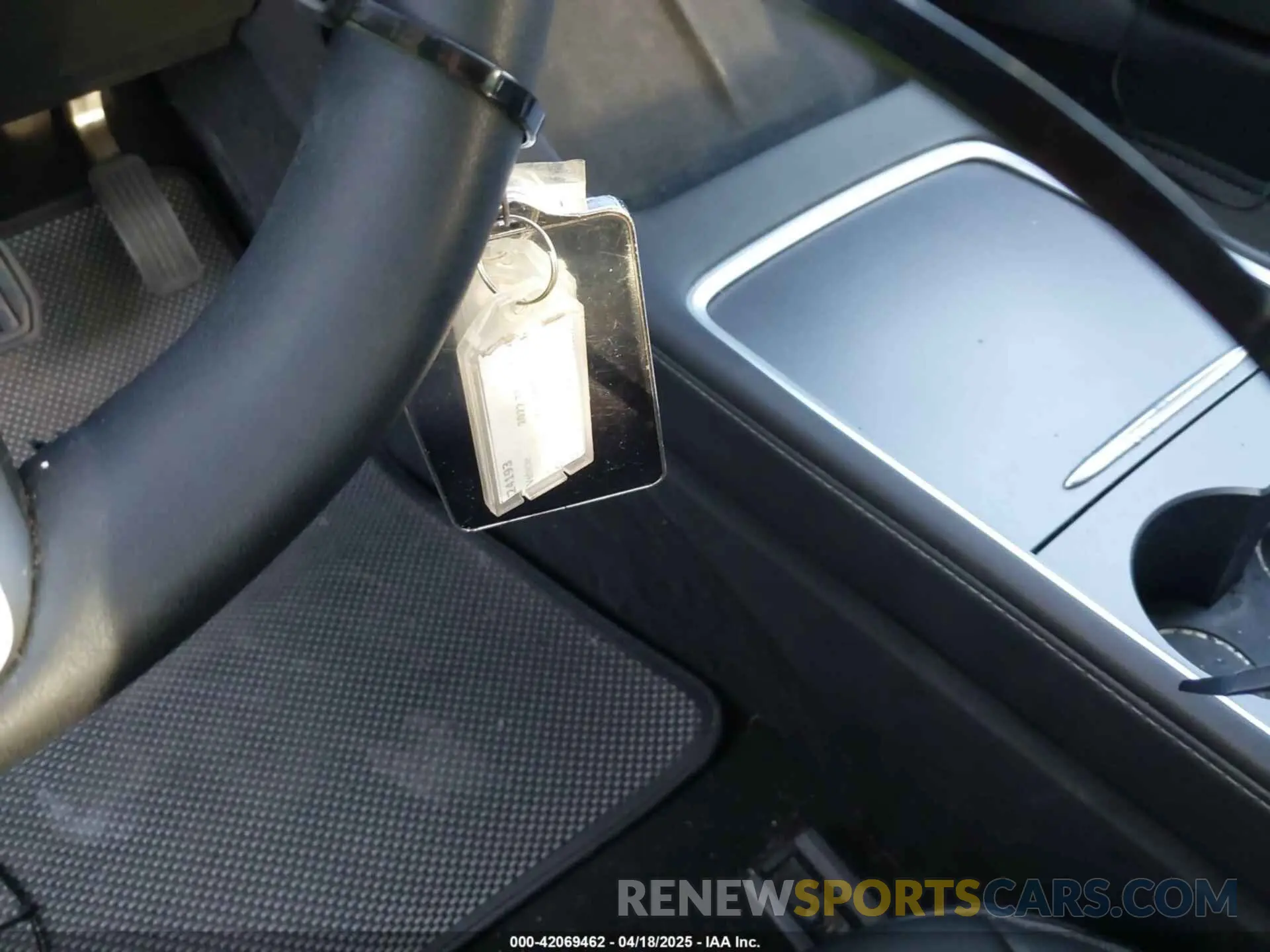 11 Photograph of a damaged car 5YJ3E1EB0NF243606 TESLA MODEL 3 2022