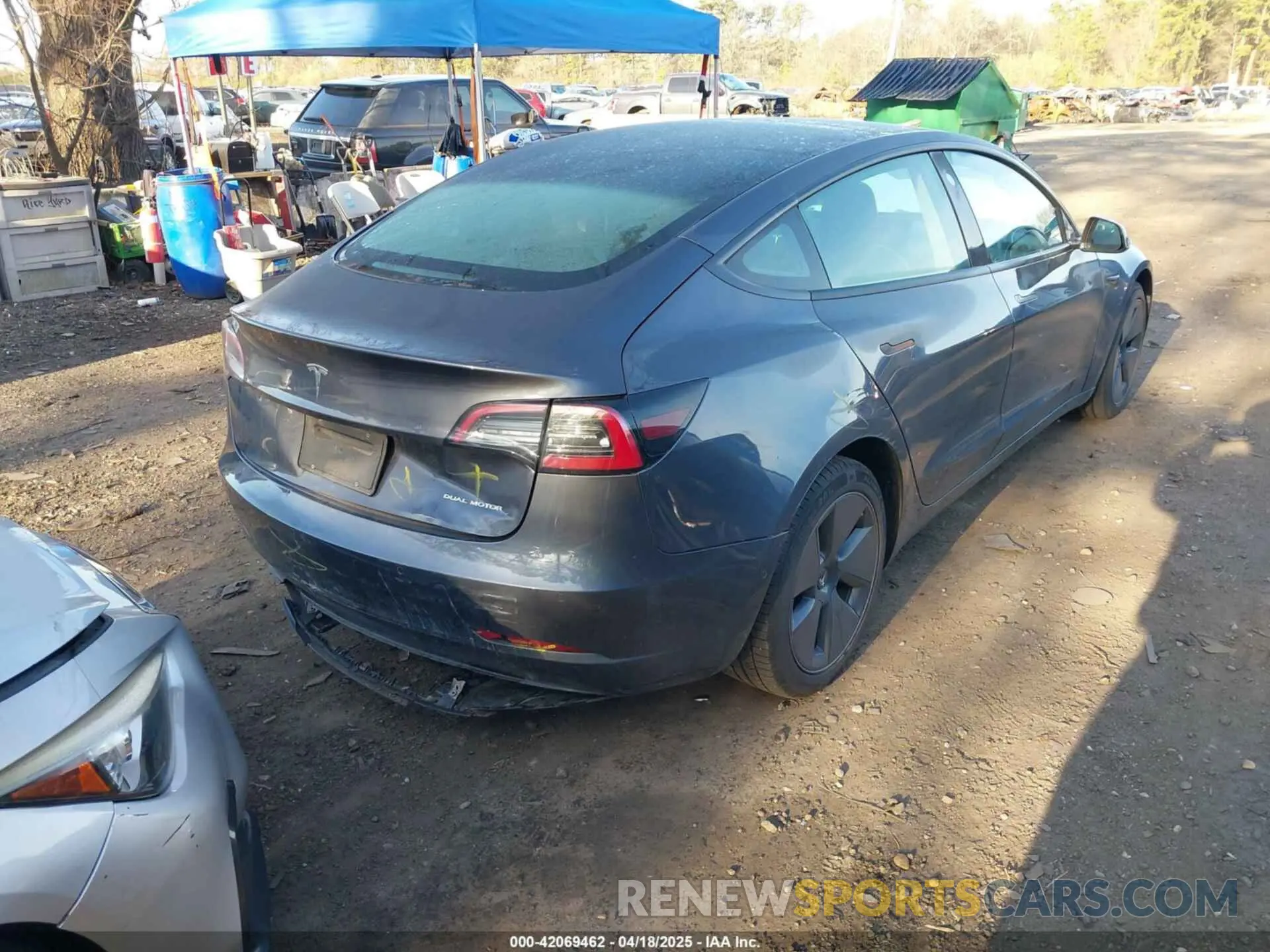 6 Photograph of a damaged car 5YJ3E1EB0NF243606 TESLA MODEL 3 2022