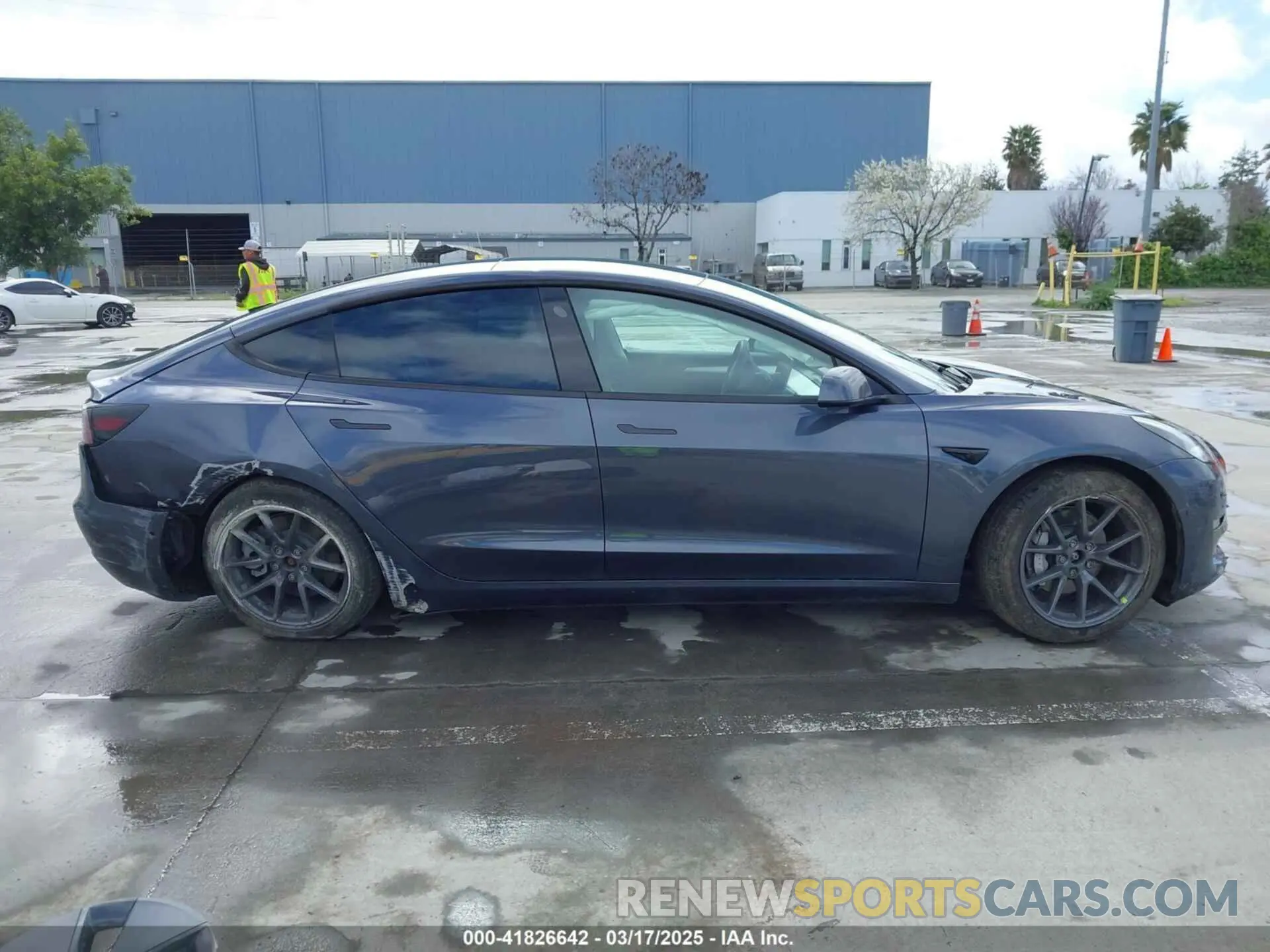 13 Photograph of a damaged car 5YJ3E1EB0NF259904 TESLA MODEL 3 2022