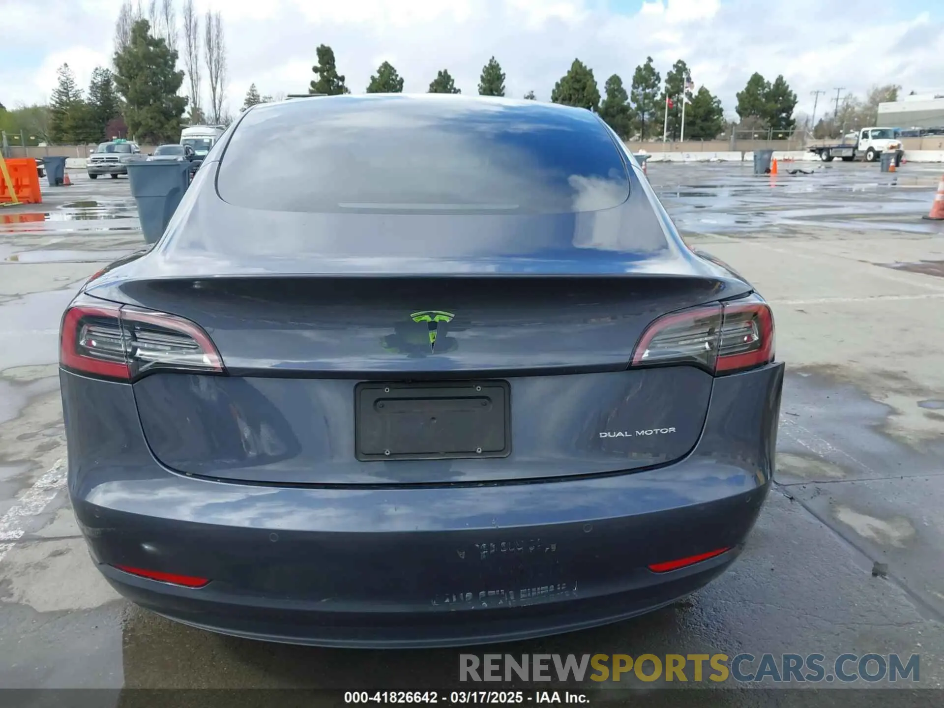 16 Photograph of a damaged car 5YJ3E1EB0NF259904 TESLA MODEL 3 2022