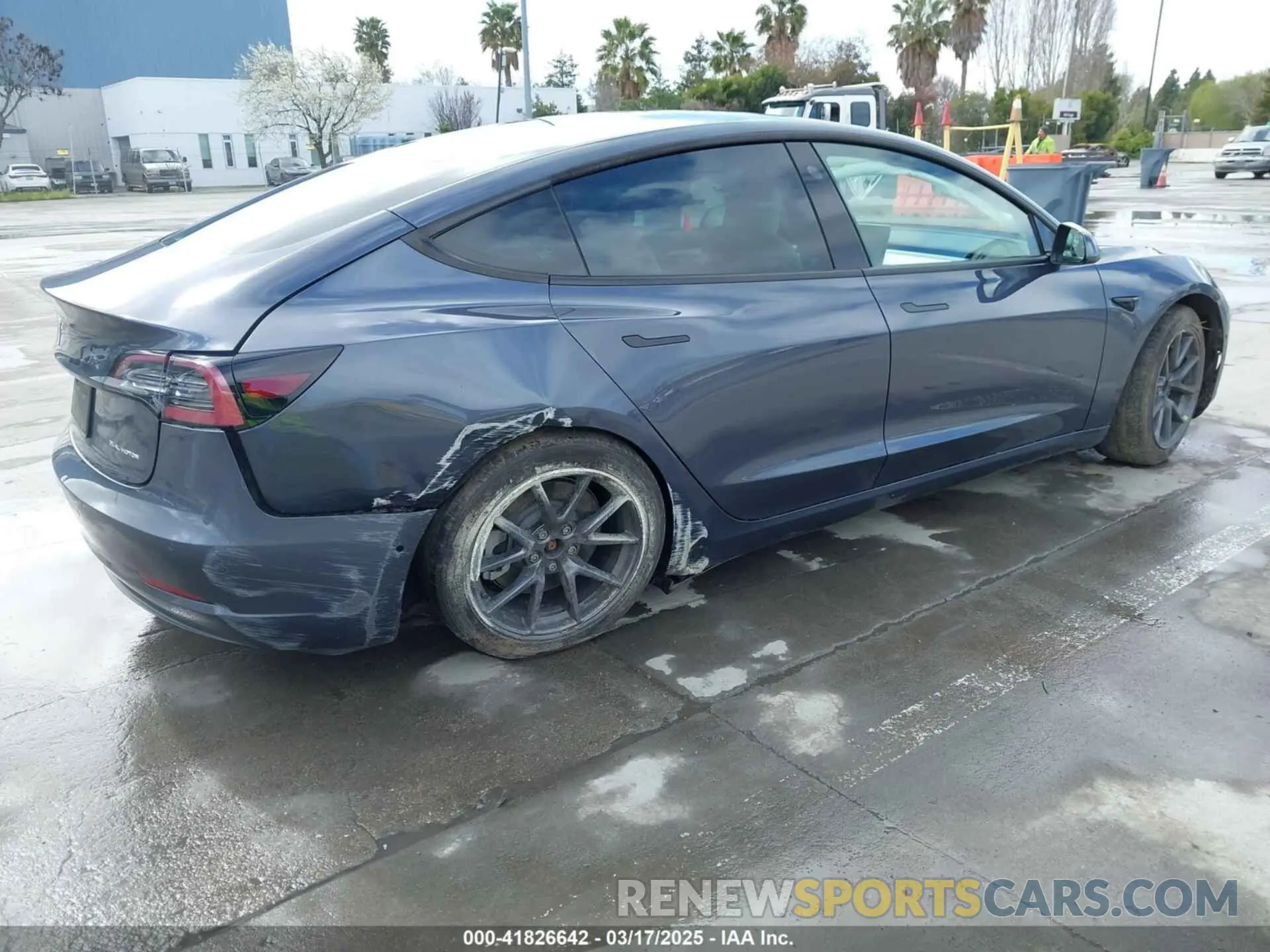 4 Photograph of a damaged car 5YJ3E1EB0NF259904 TESLA MODEL 3 2022