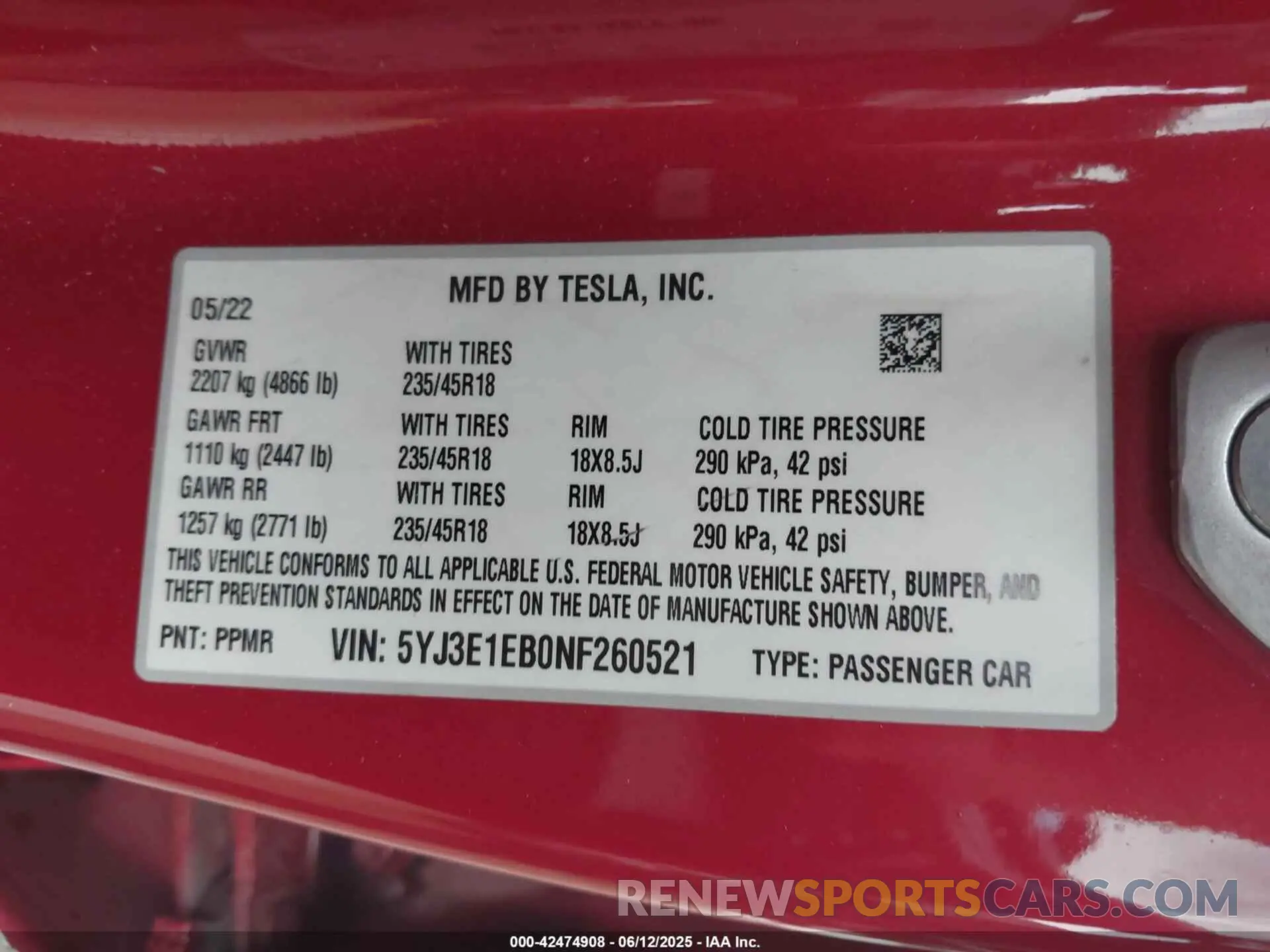 9 Photograph of a damaged car 5YJ3E1EB0NF260521 TESLA MODEL 3 2022