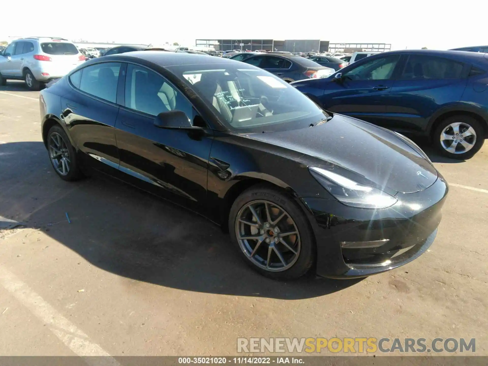 1 Photograph of a damaged car 5YJ3E1EB0NF266075 TESLA MODEL 3 2022