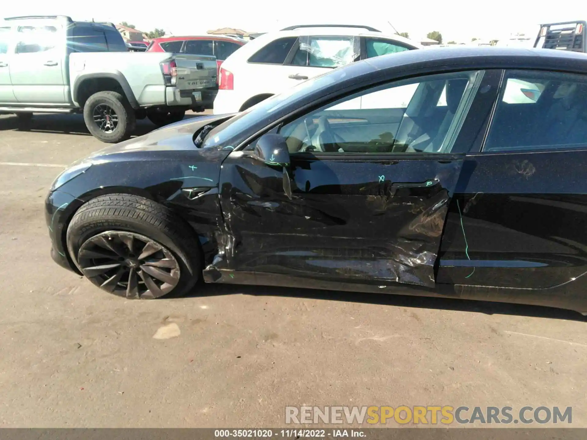 6 Photograph of a damaged car 5YJ3E1EB0NF266075 TESLA MODEL 3 2022