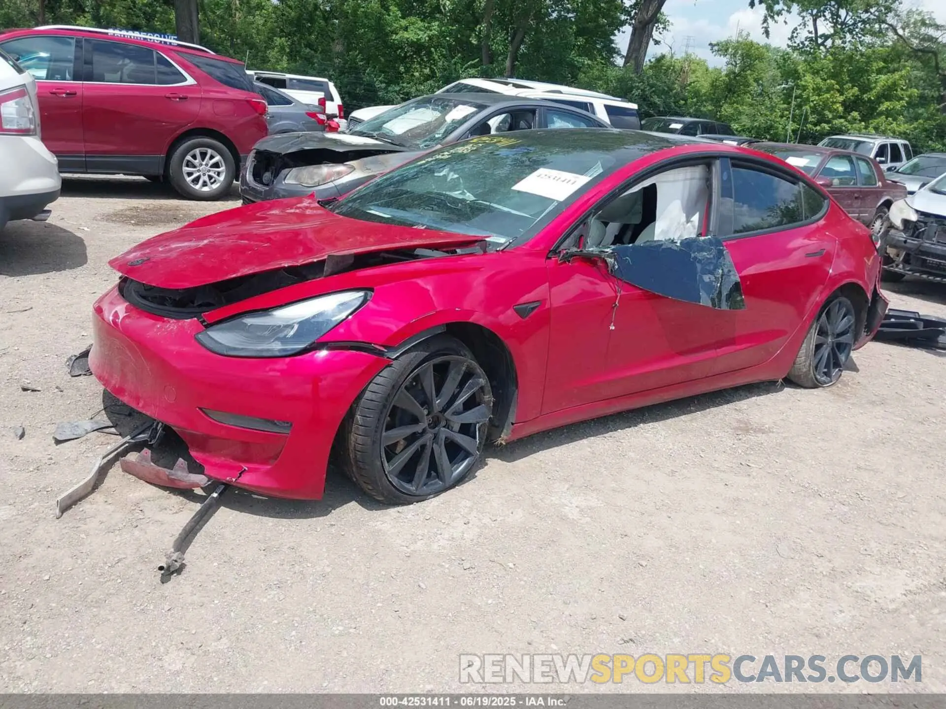 2 Photograph of a damaged car 5YJ3E1EB0NF270319 TESLA MODEL 3 2022