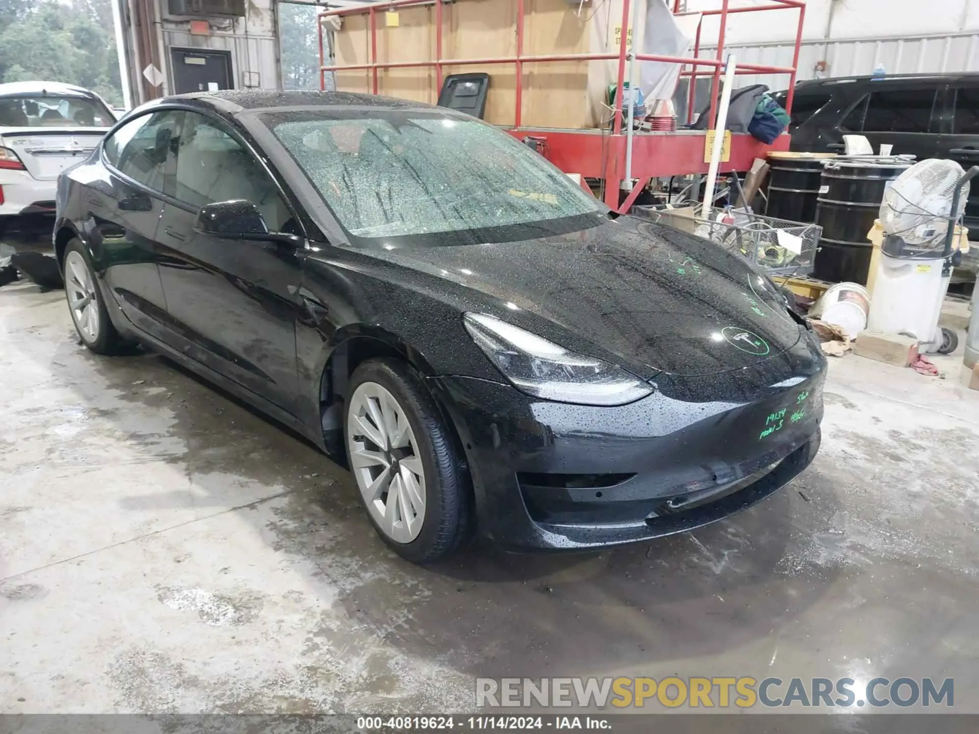 1 Photograph of a damaged car 5YJ3E1EB0NF270692 TESLA MODEL 3 2022