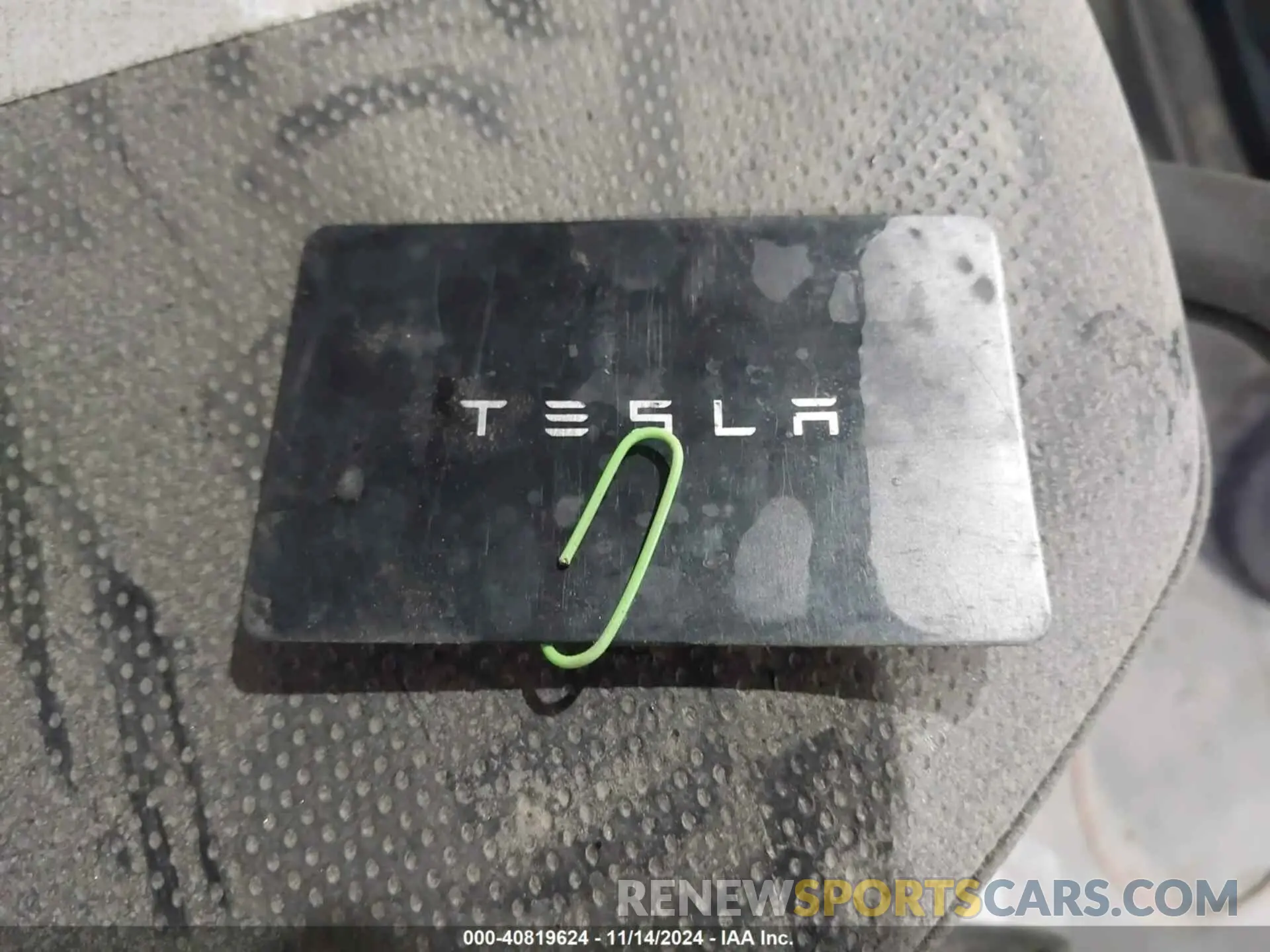11 Photograph of a damaged car 5YJ3E1EB0NF270692 TESLA MODEL 3 2022