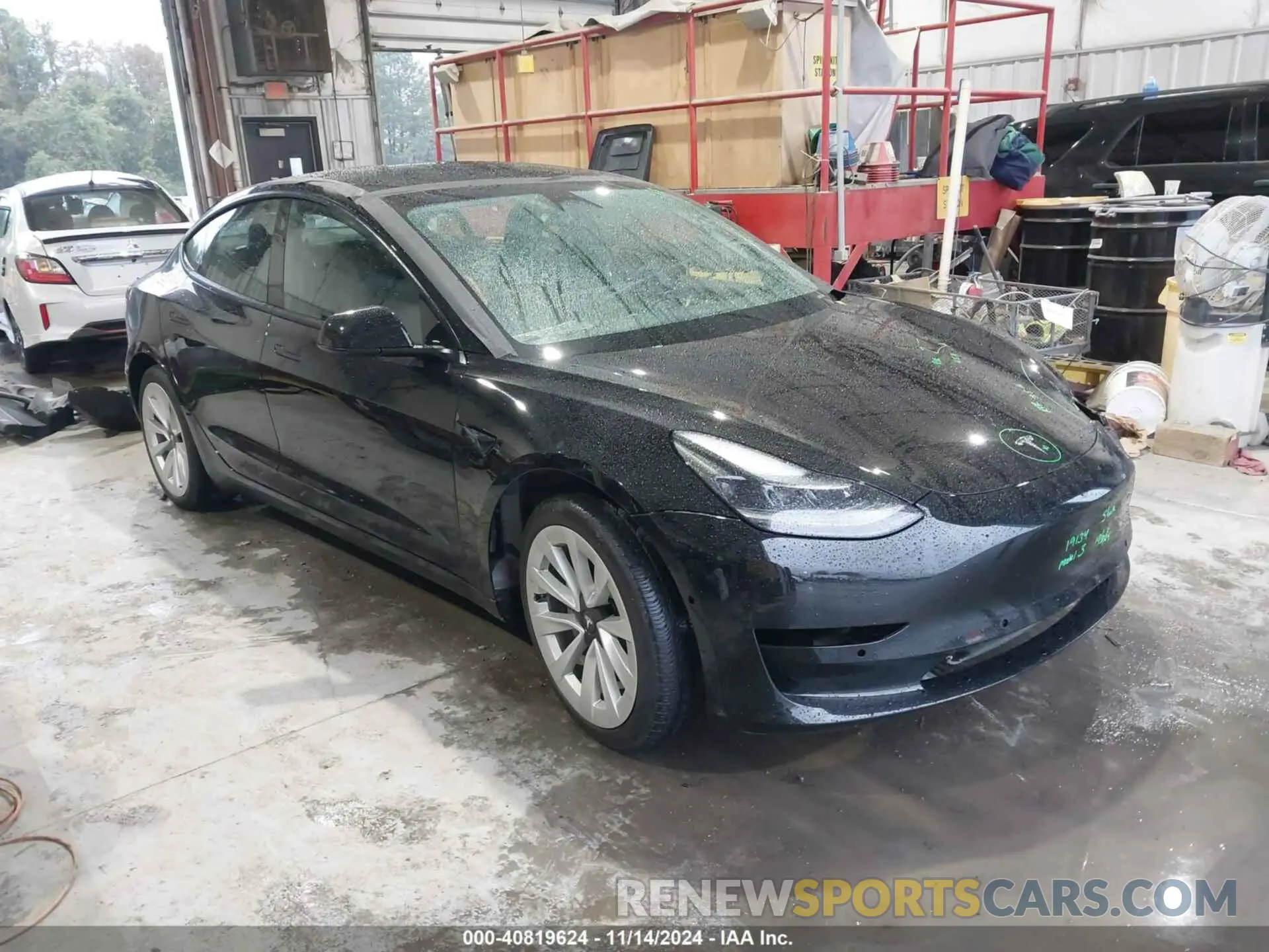 14 Photograph of a damaged car 5YJ3E1EB0NF270692 TESLA MODEL 3 2022