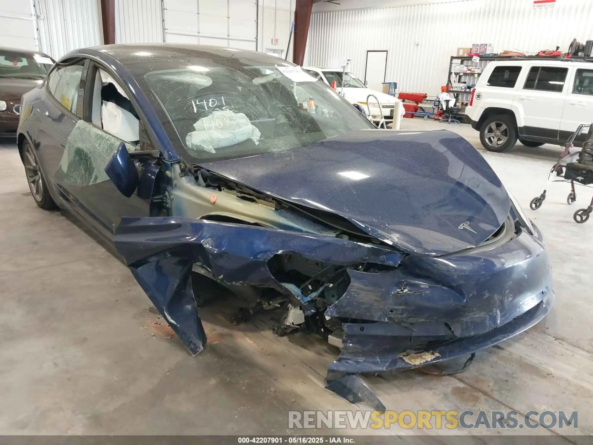 1 Photograph of a damaged car 5YJ3E1EB0NF274953 TESLA MODEL 3 2022