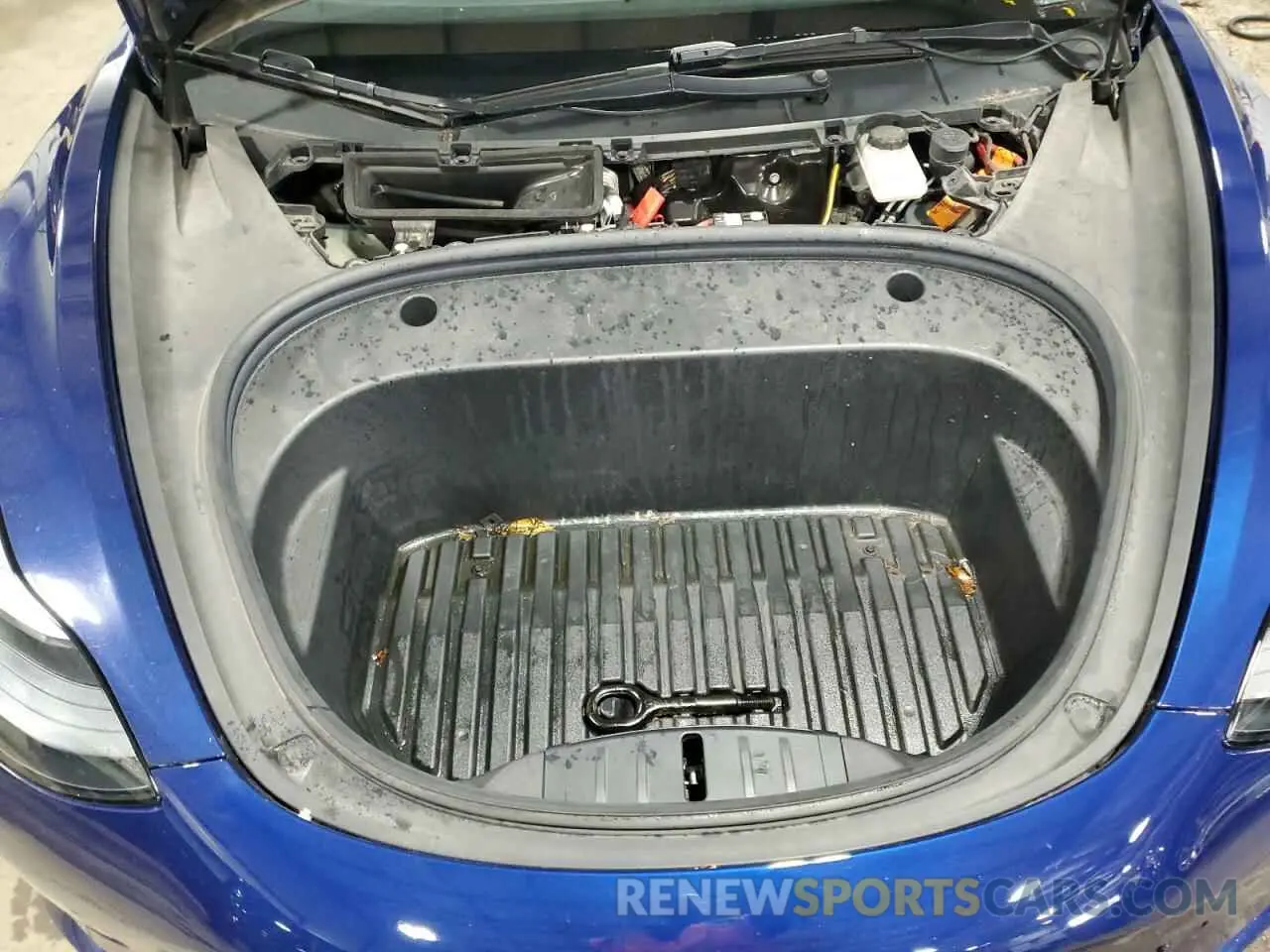 11 Photograph of a damaged car 5YJ3E1EB0NF289632 TESLA MODEL 3 2022