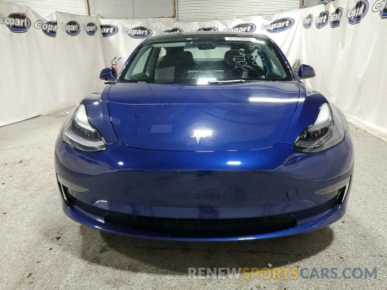 5 Photograph of a damaged car 5YJ3E1EB0NF289632 TESLA MODEL 3 2022