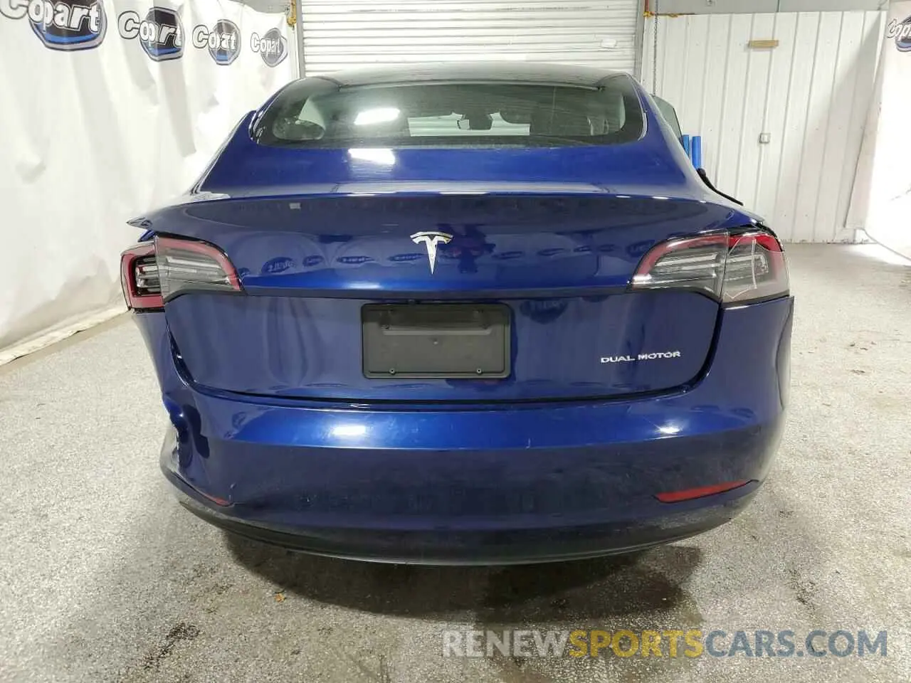 6 Photograph of a damaged car 5YJ3E1EB0NF289632 TESLA MODEL 3 2022