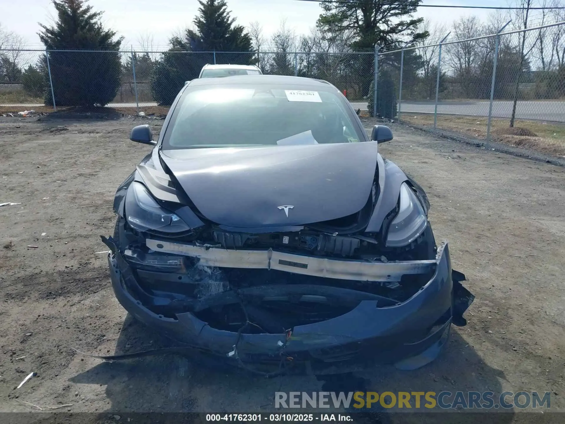 11 Photograph of a damaged car 5YJ3E1EB0NF314870 TESLA MODEL 3 2022