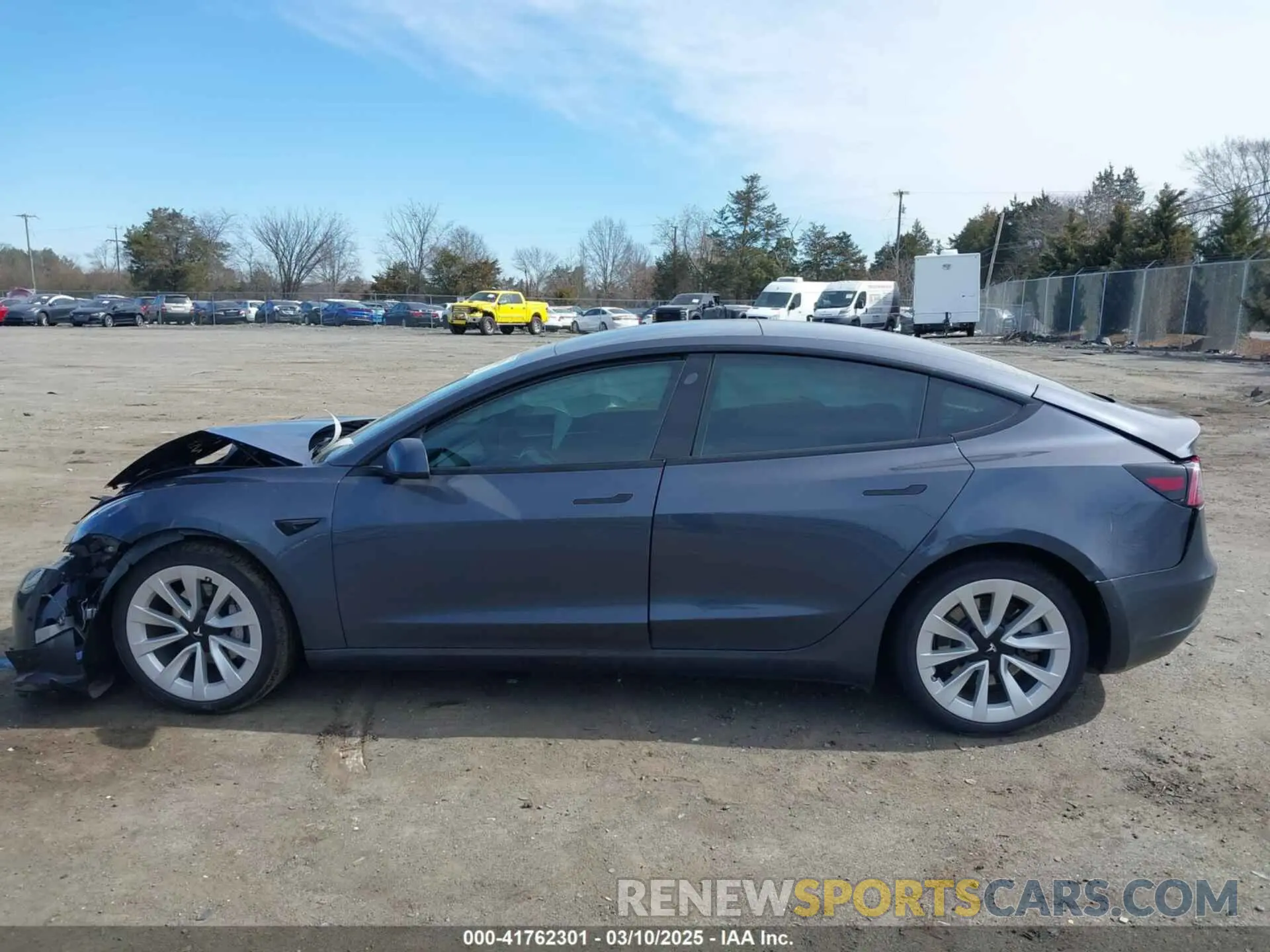 13 Photograph of a damaged car 5YJ3E1EB0NF314870 TESLA MODEL 3 2022
