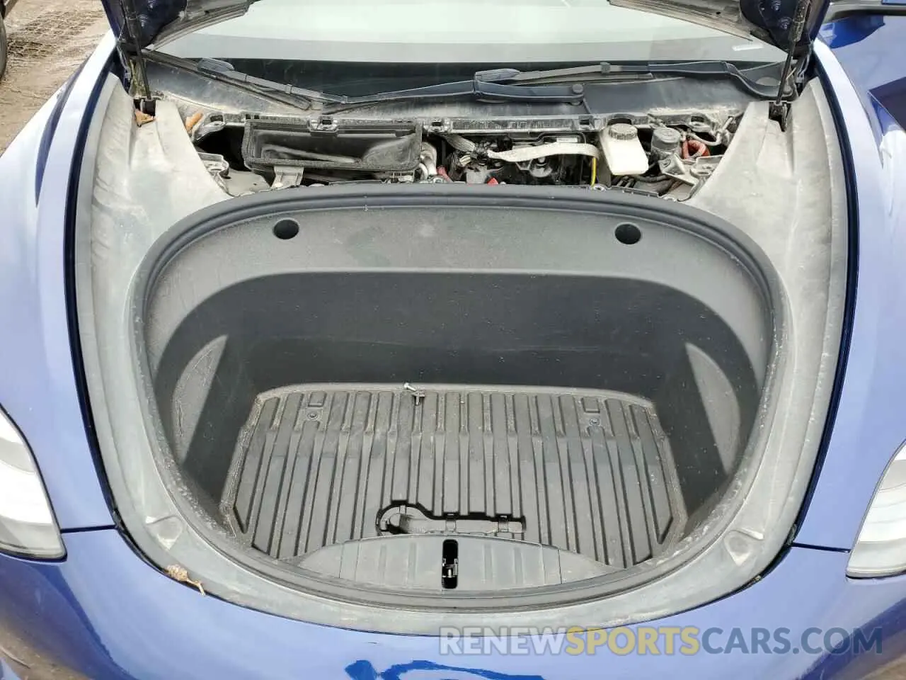 11 Photograph of a damaged car 5YJ3E1EB0NF326324 TESLA MODEL 3 2022