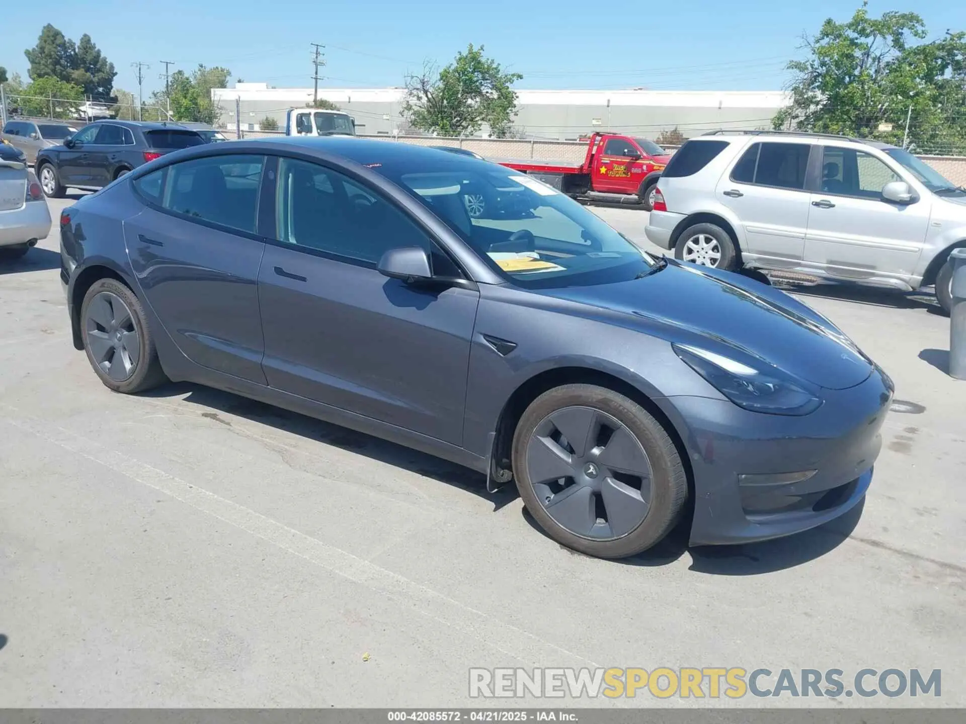 1 Photograph of a damaged car 5YJ3E1EB0NF364989 TESLA MODEL 3 2022