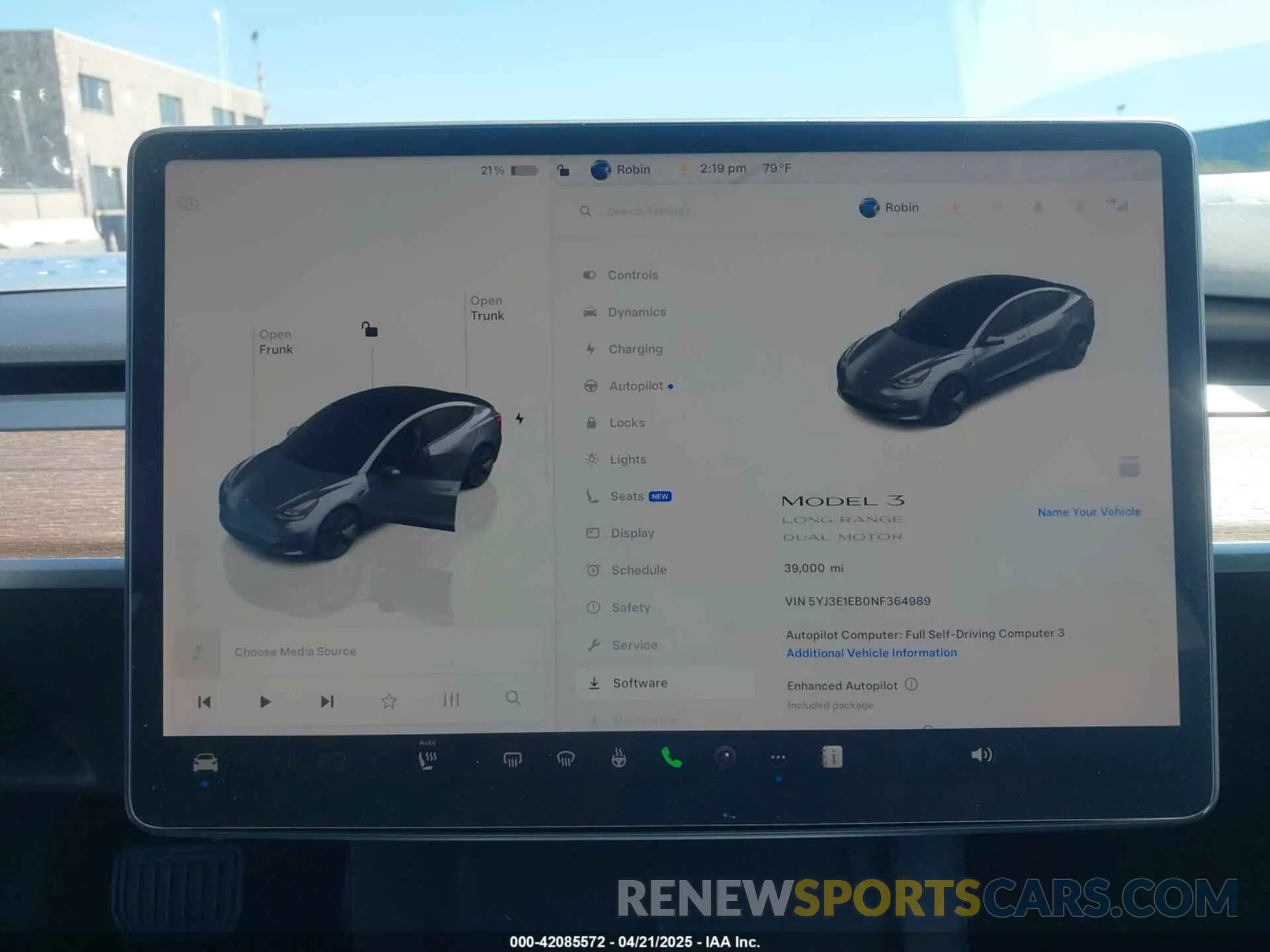 18 Photograph of a damaged car 5YJ3E1EB0NF364989 TESLA MODEL 3 2022
