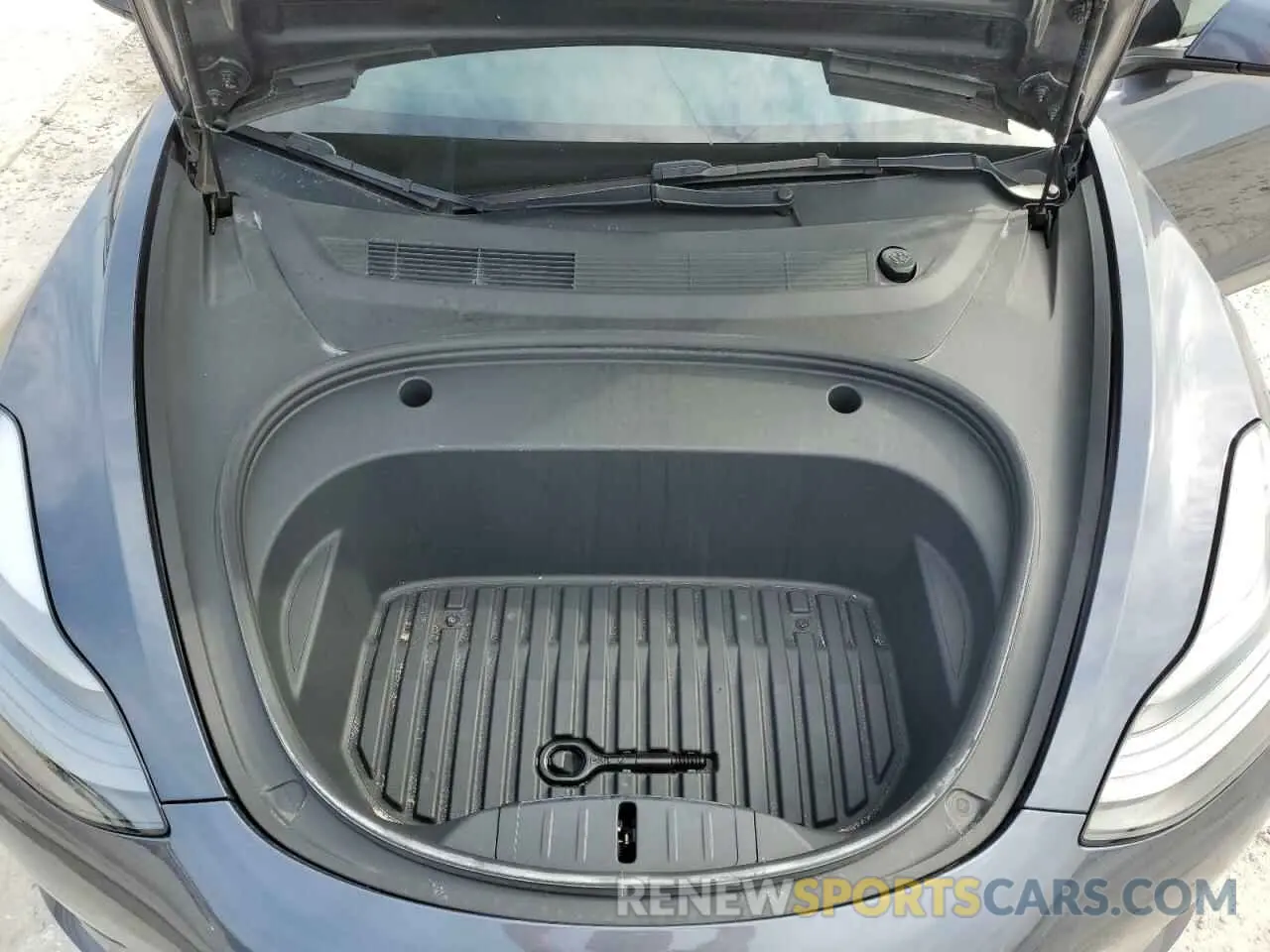 11 Photograph of a damaged car 5YJ3E1EB1NF105654 TESLA MODEL 3 2022