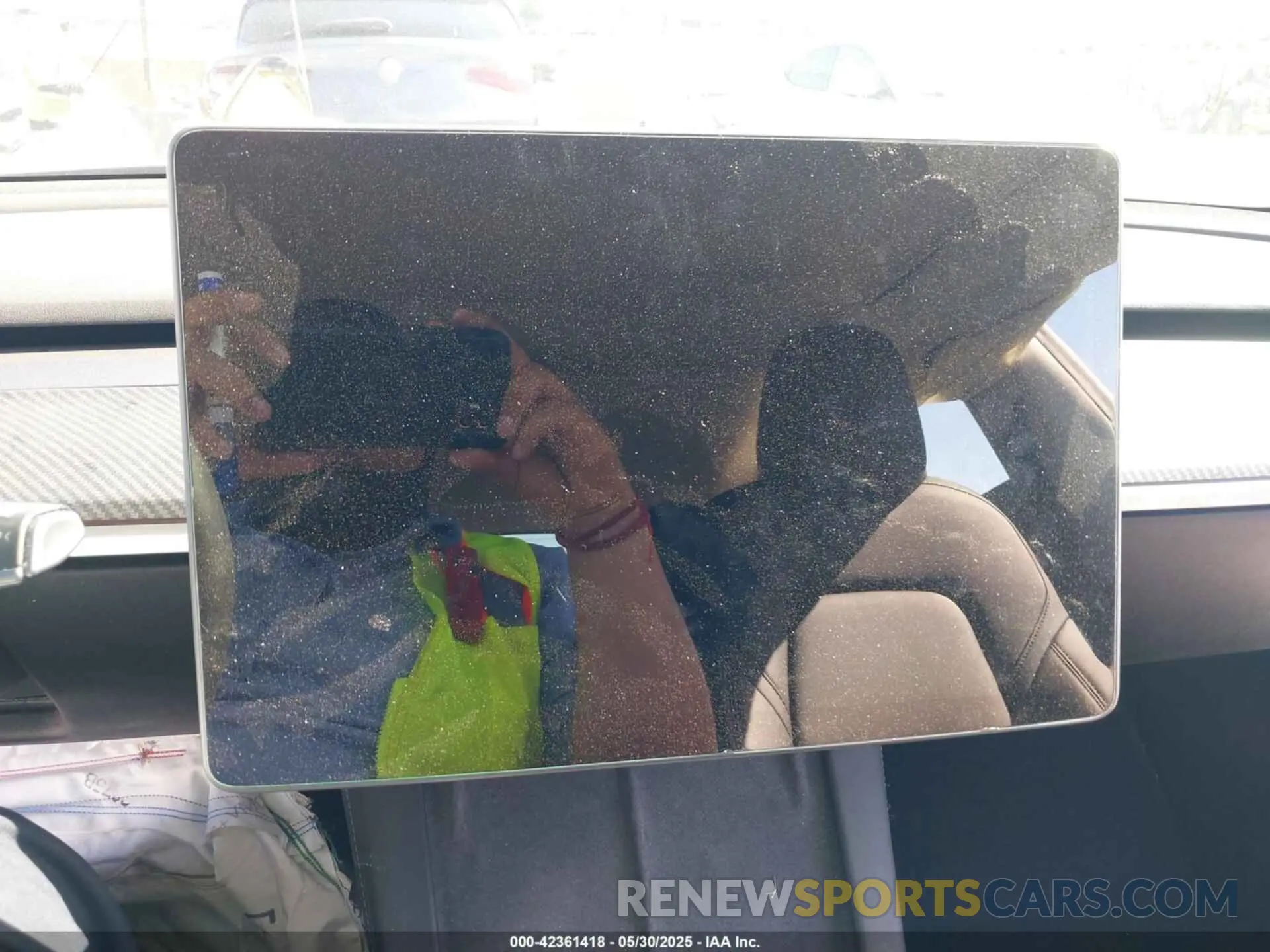 14 Photograph of a damaged car 5YJ3E1EB1NF106433 TESLA MODEL 3 2022