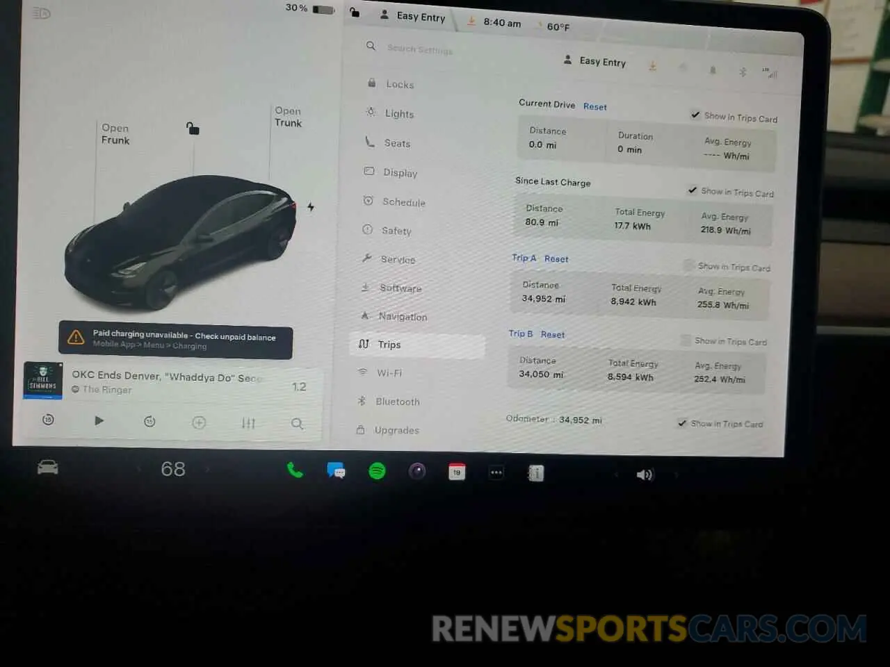 9 Photograph of a damaged car 5YJ3E1EB1NF110210 TESLA MODEL 3 2022