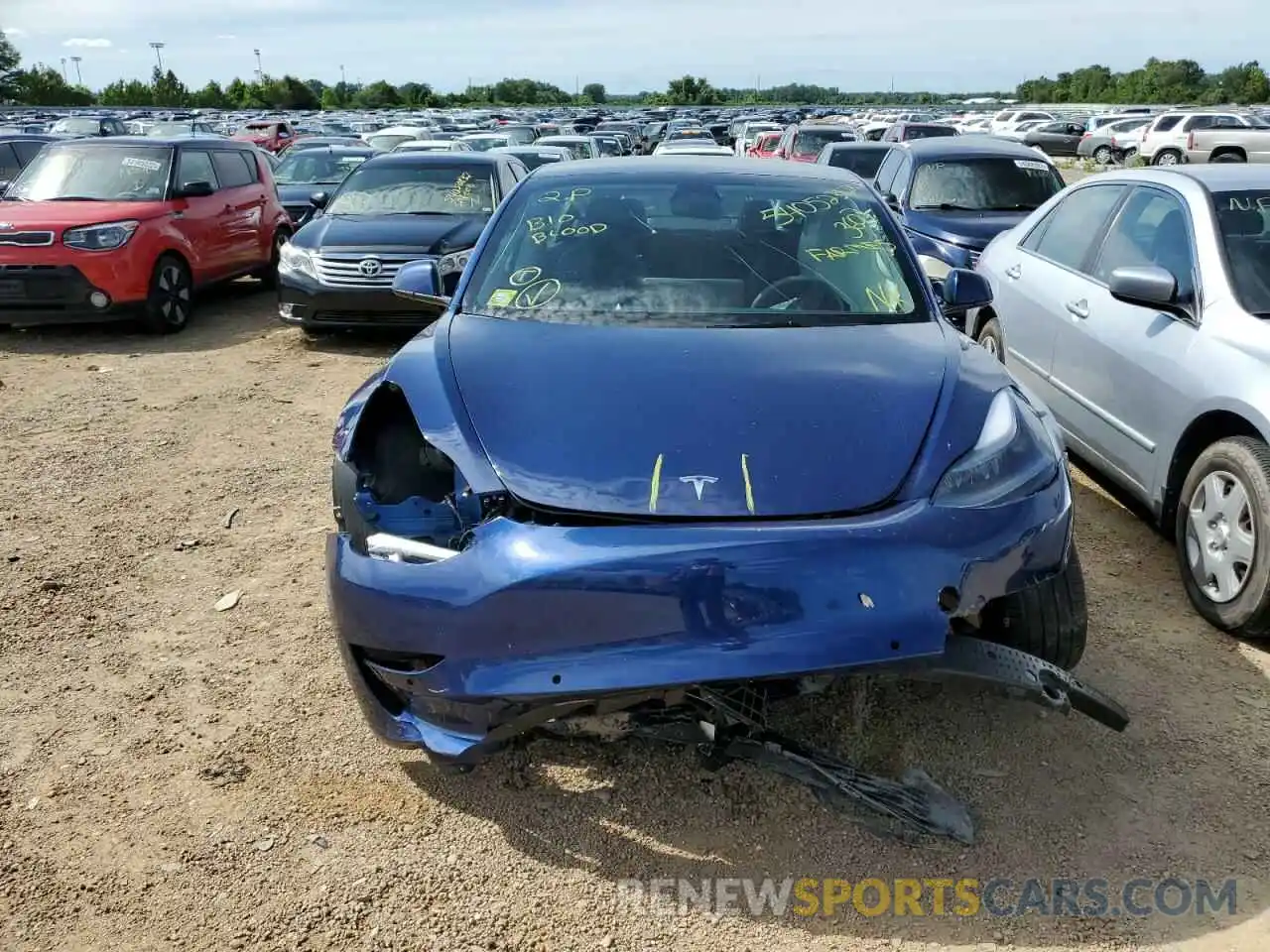 7 Photograph of a damaged car 5YJ3E1EB1NF114712 TESLA MODEL 3 2022