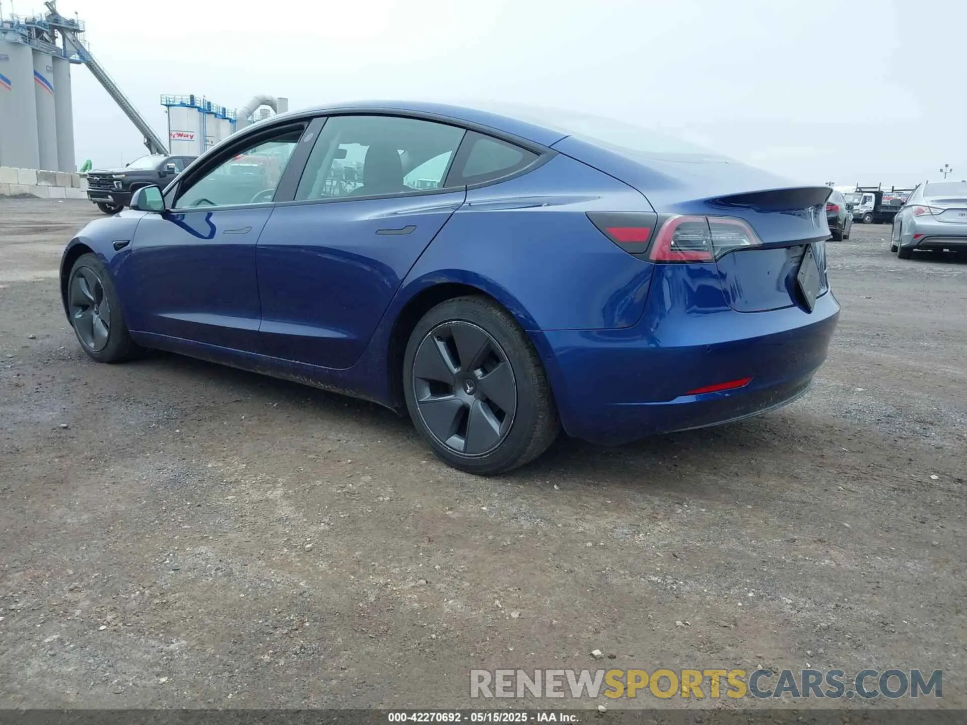 3 Photograph of a damaged car 5YJ3E1EB1NF115049 TESLA MODEL 3 2022
