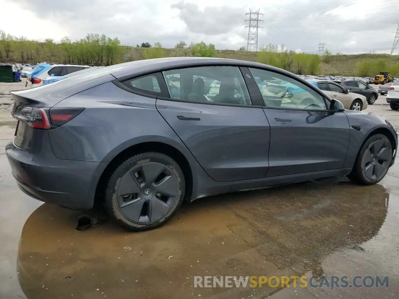 3 Photograph of a damaged car 5YJ3E1EB1NF120316 TESLA MODEL 3 2022
