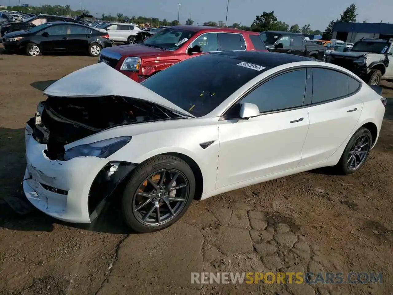 1 Photograph of a damaged car 5YJ3E1EB1NF120588 TESLA MODEL 3 2022