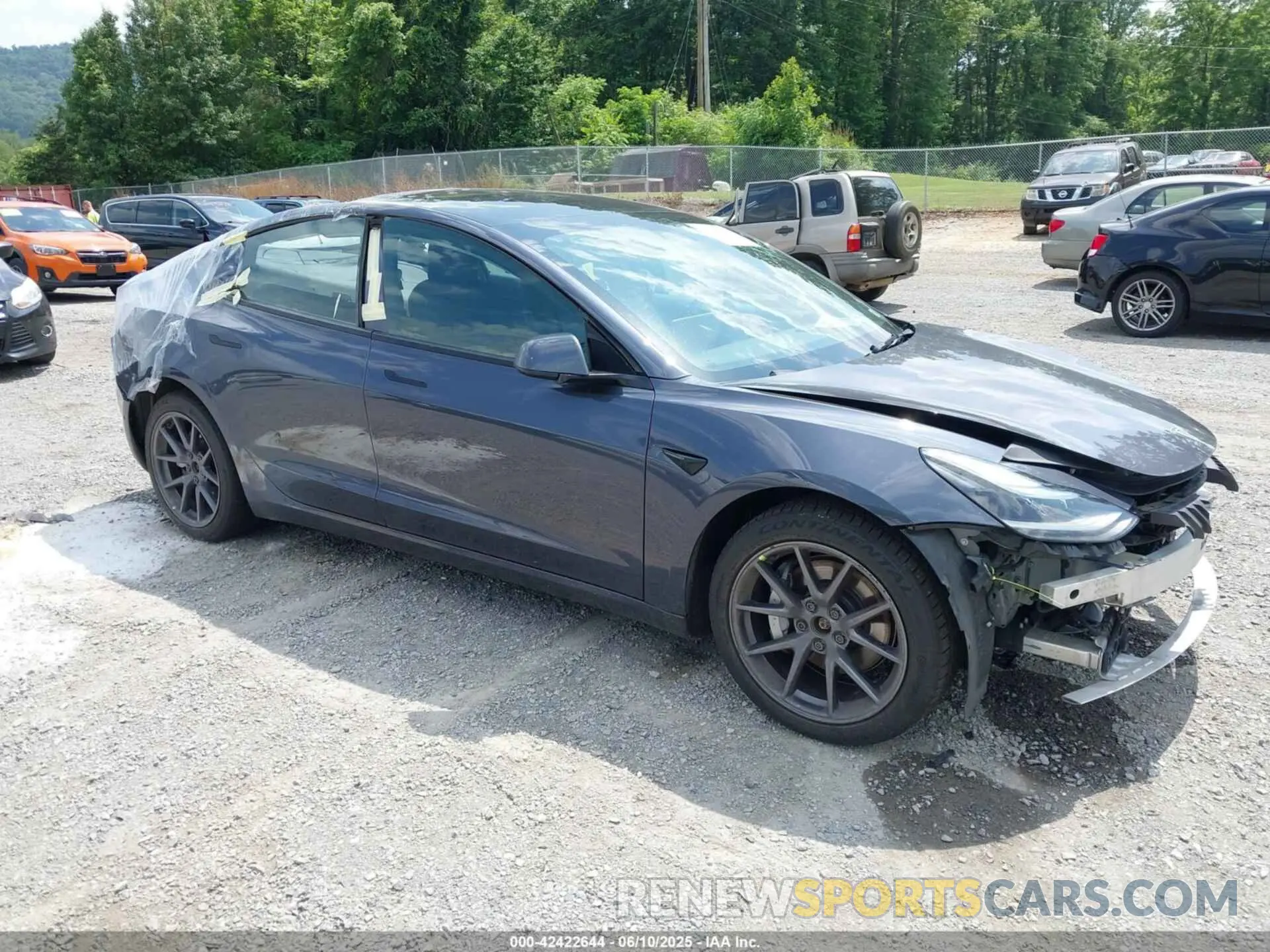 1 Photograph of a damaged car 5YJ3E1EB1NF121045 TESLA MODEL 3 2022